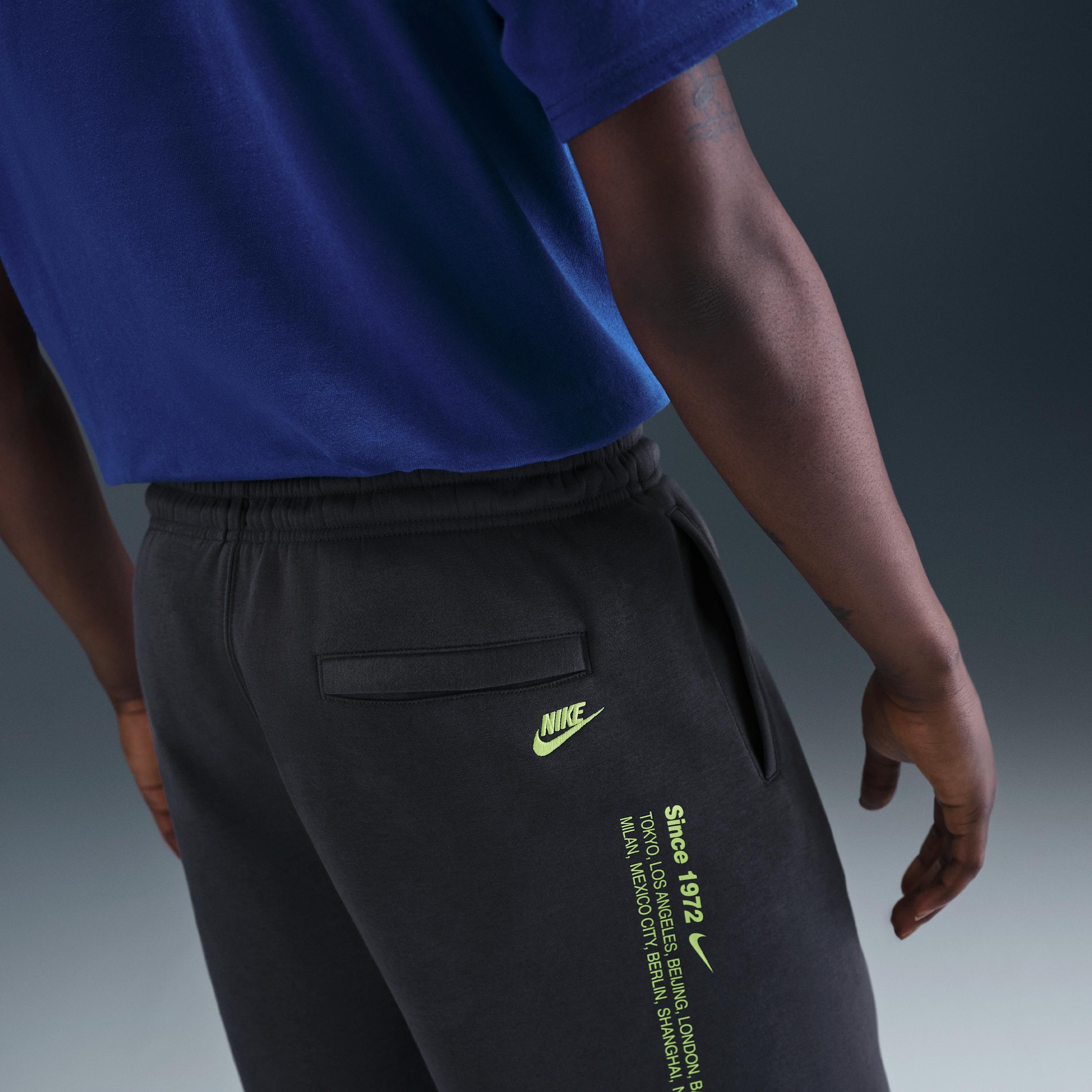 Nike Sportswear Club Men's Fleece Shorts Product Image