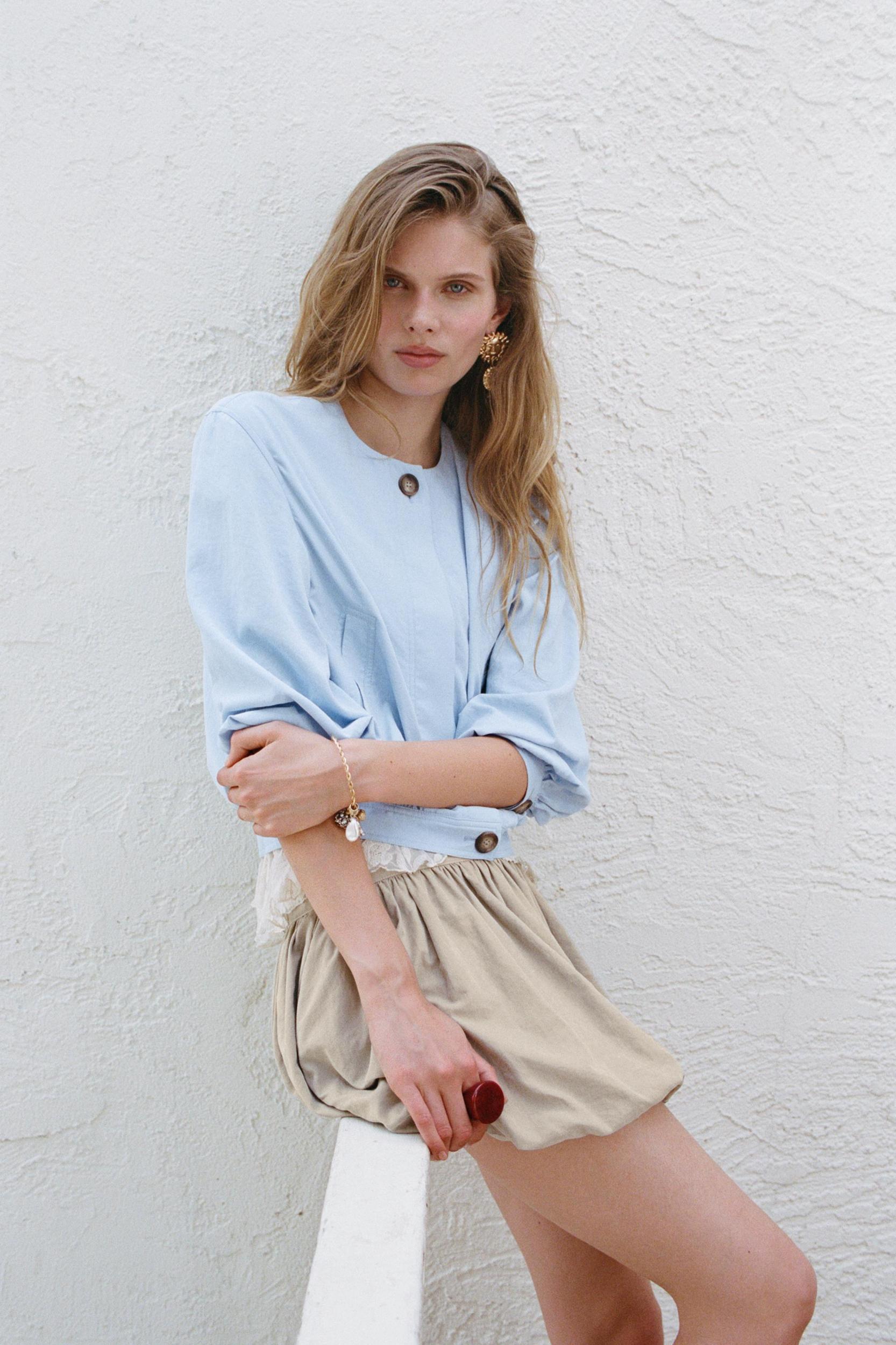 LIGHTWEIGHT BOMBER JACKET Product Image