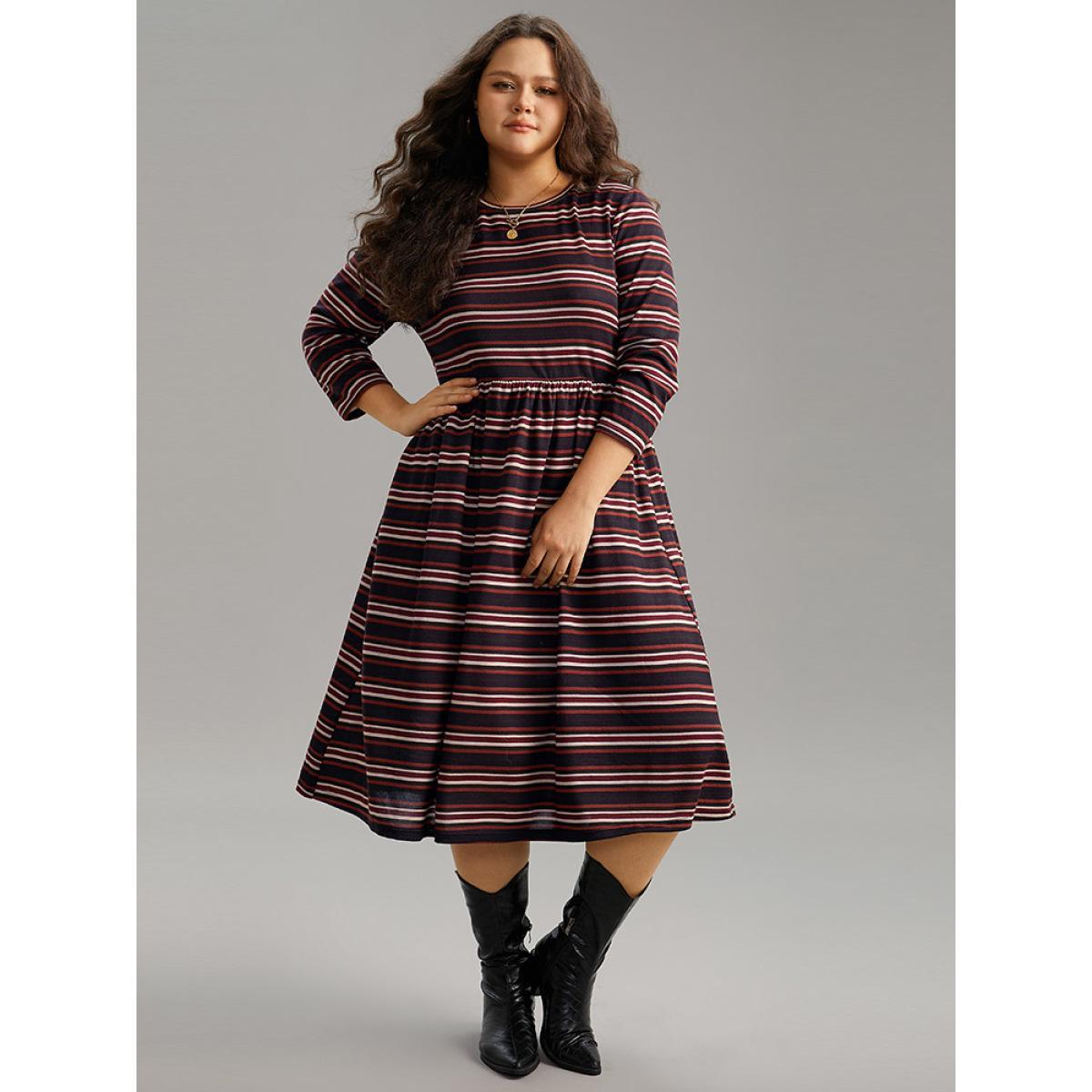 Plus Size Striped Print Round Neck Pocket Elastic Waist Dress Black Women Casual Printed Round Neck Long Sleeve Curvy Midi Dress BloomChic 18-20/2X Product Image