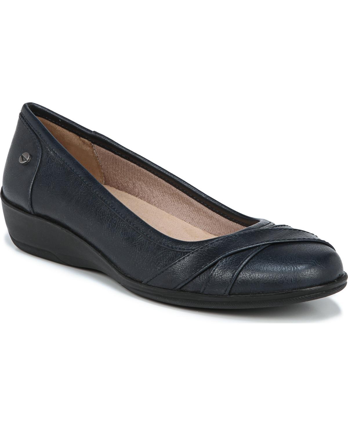 Lifestride Womens Loyal Flat Product Image