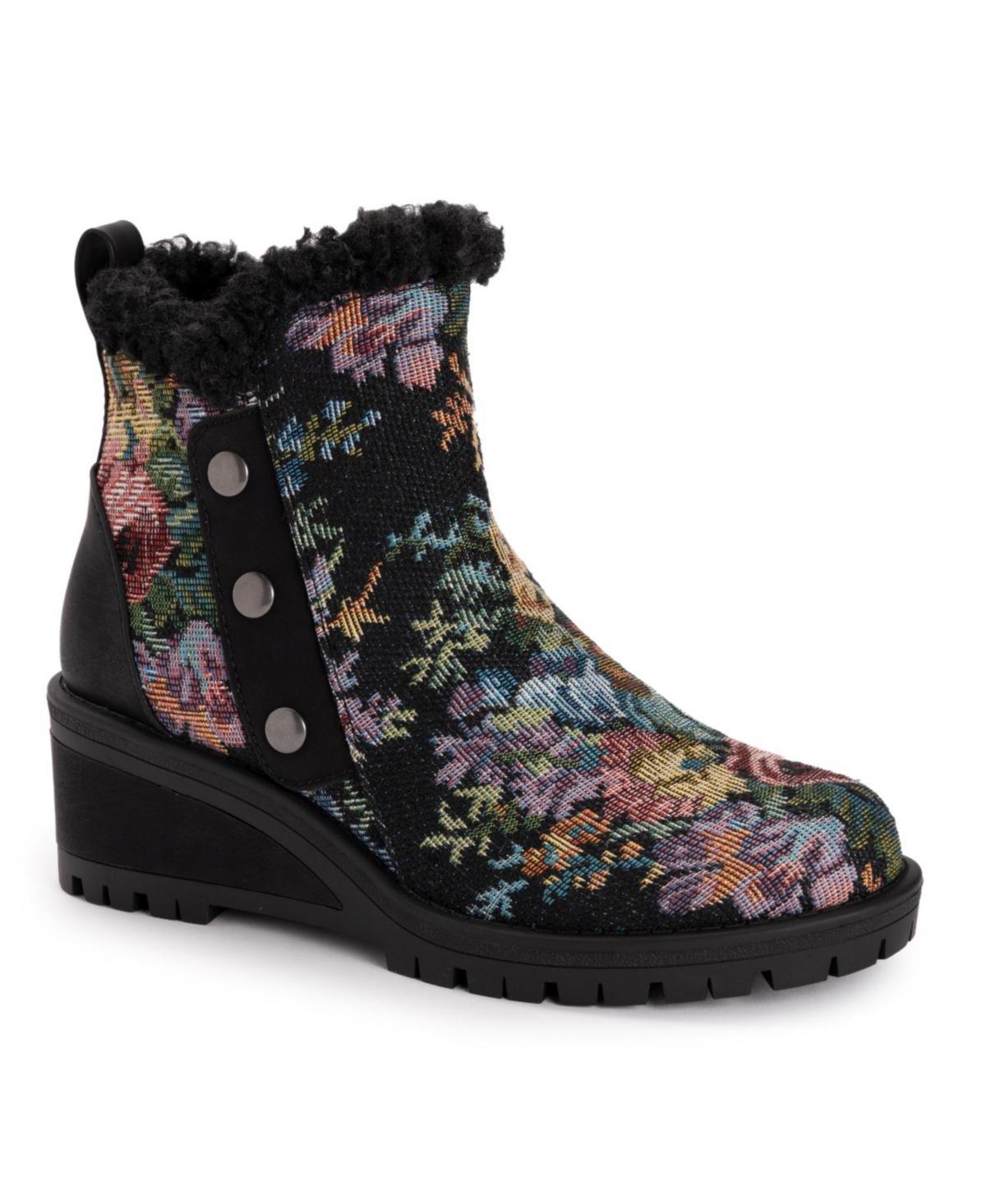 MUK LUKS Norway Halden Womens Wedge Ankle Boots Product Image