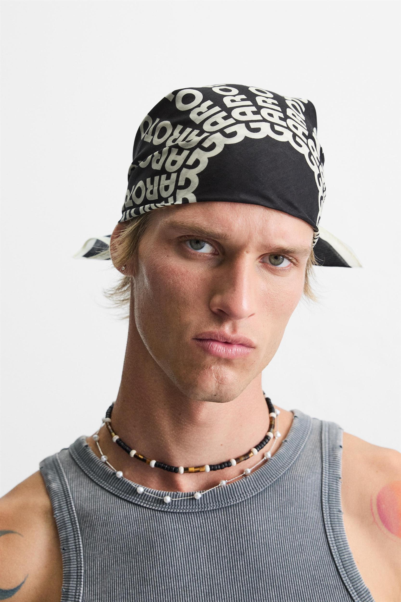 TEXT PRINT BANDANA Product Image