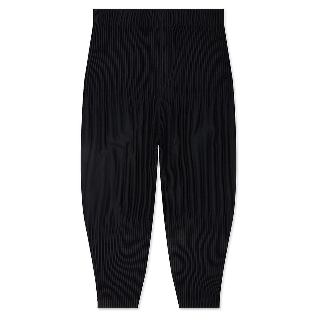 Basics Pleated Pants - Black Male Product Image