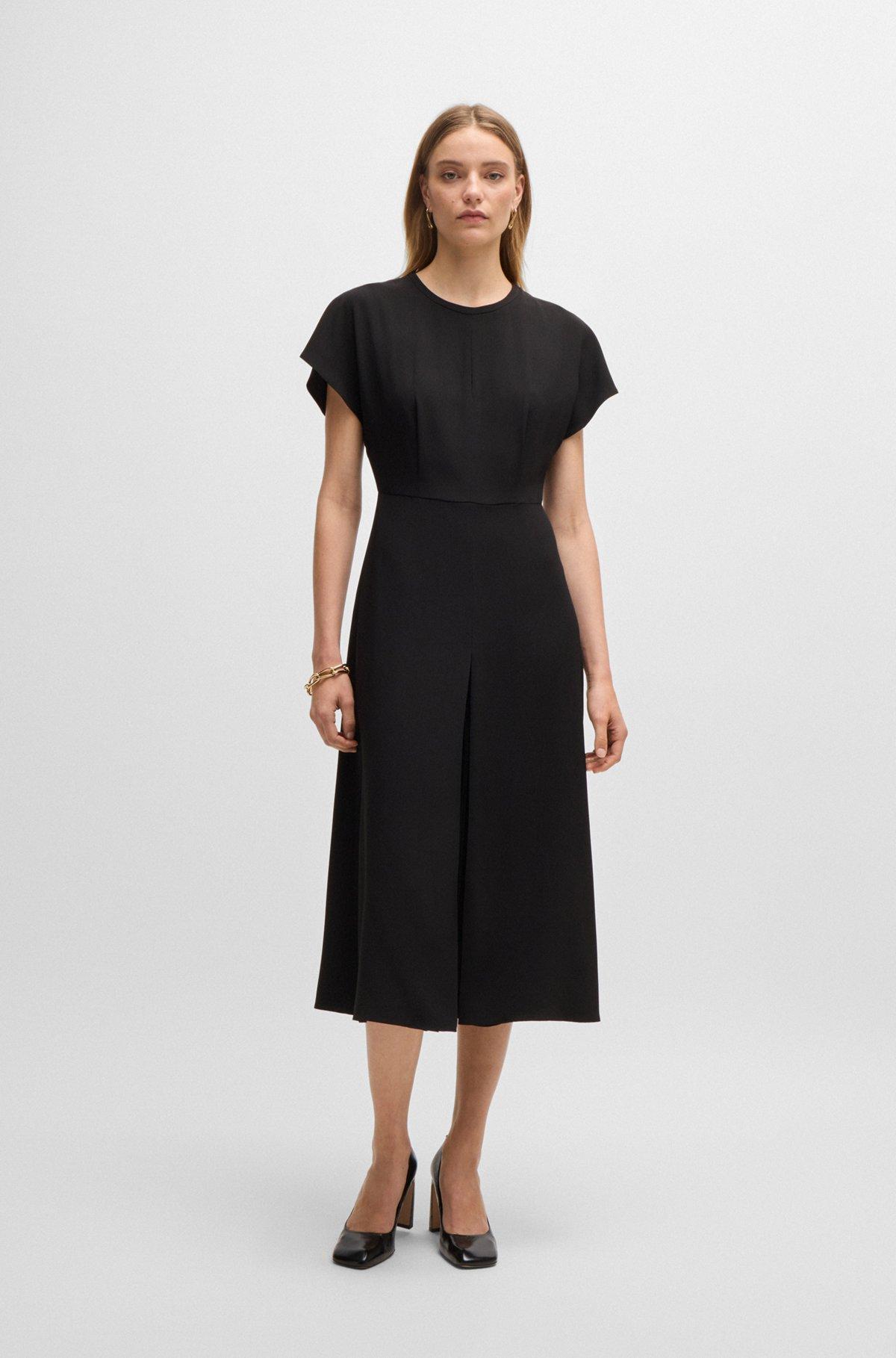 Keyhole-neckline dress with plissé insert Product Image