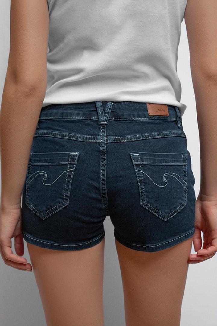 Low waist shorts Product Image