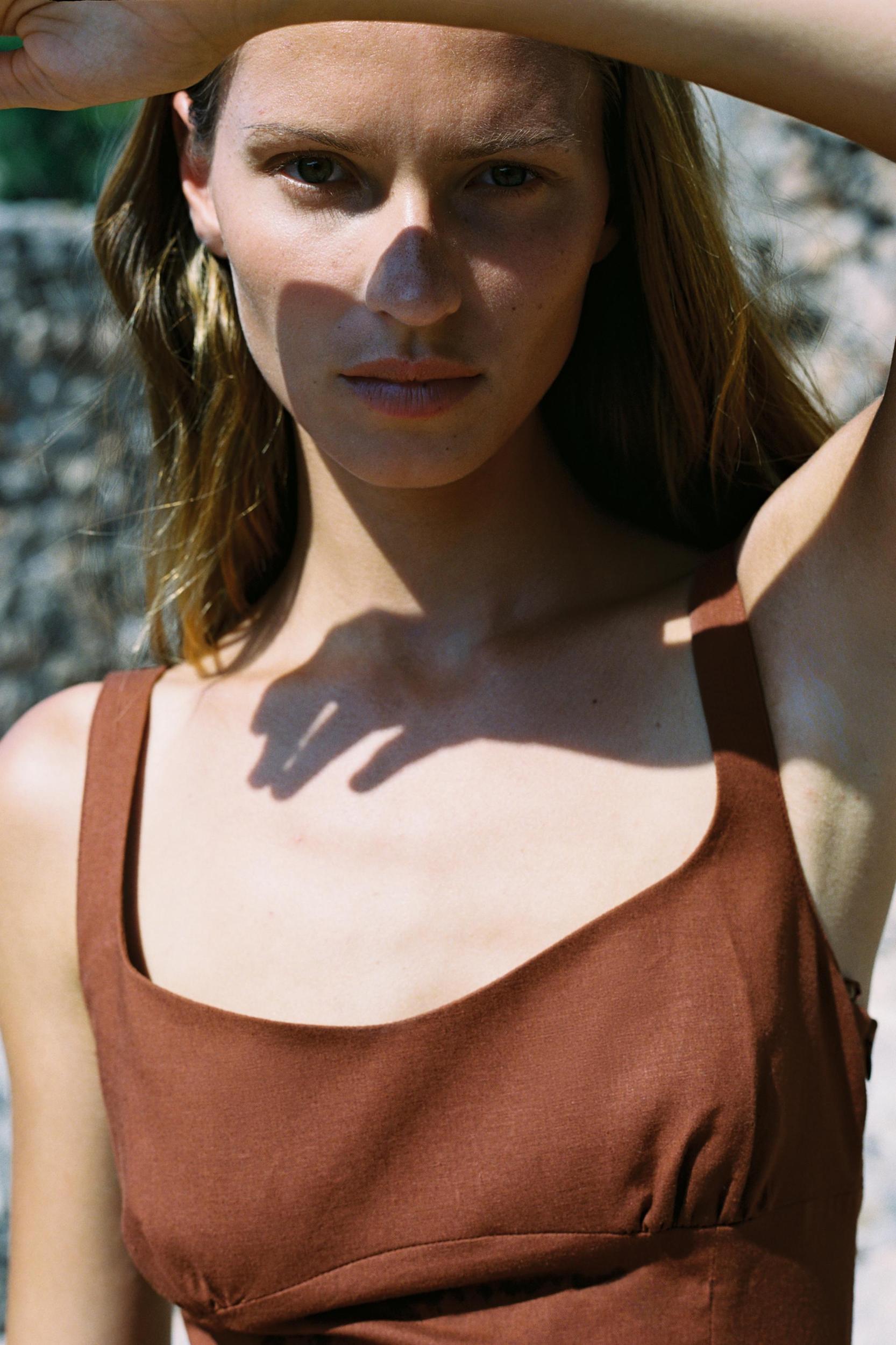 LINEN MIDI DRESS Product Image