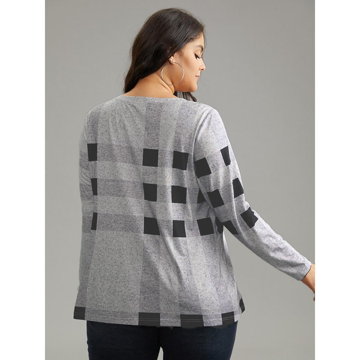 Plus Size Plaid Print Contrast Round Neck T-shirt LightGray Women Casual Contrast Plaid Round Neck Everyday T-shirts BloomChic 18-20/2X Product Image