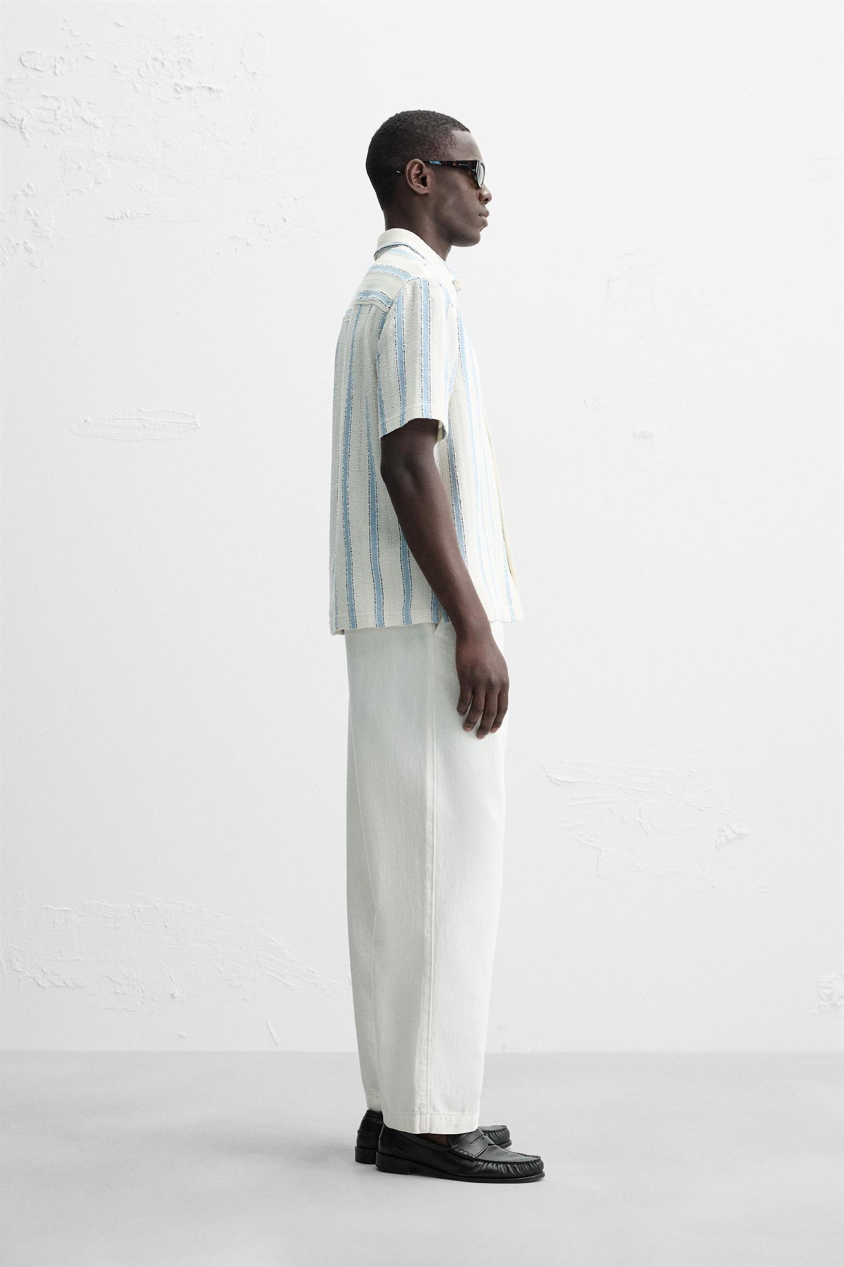 STRIPED SHIRT Product Image