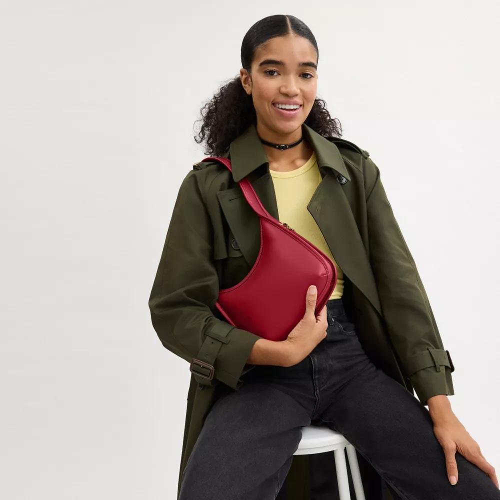 Curve Zip Bag Product Image