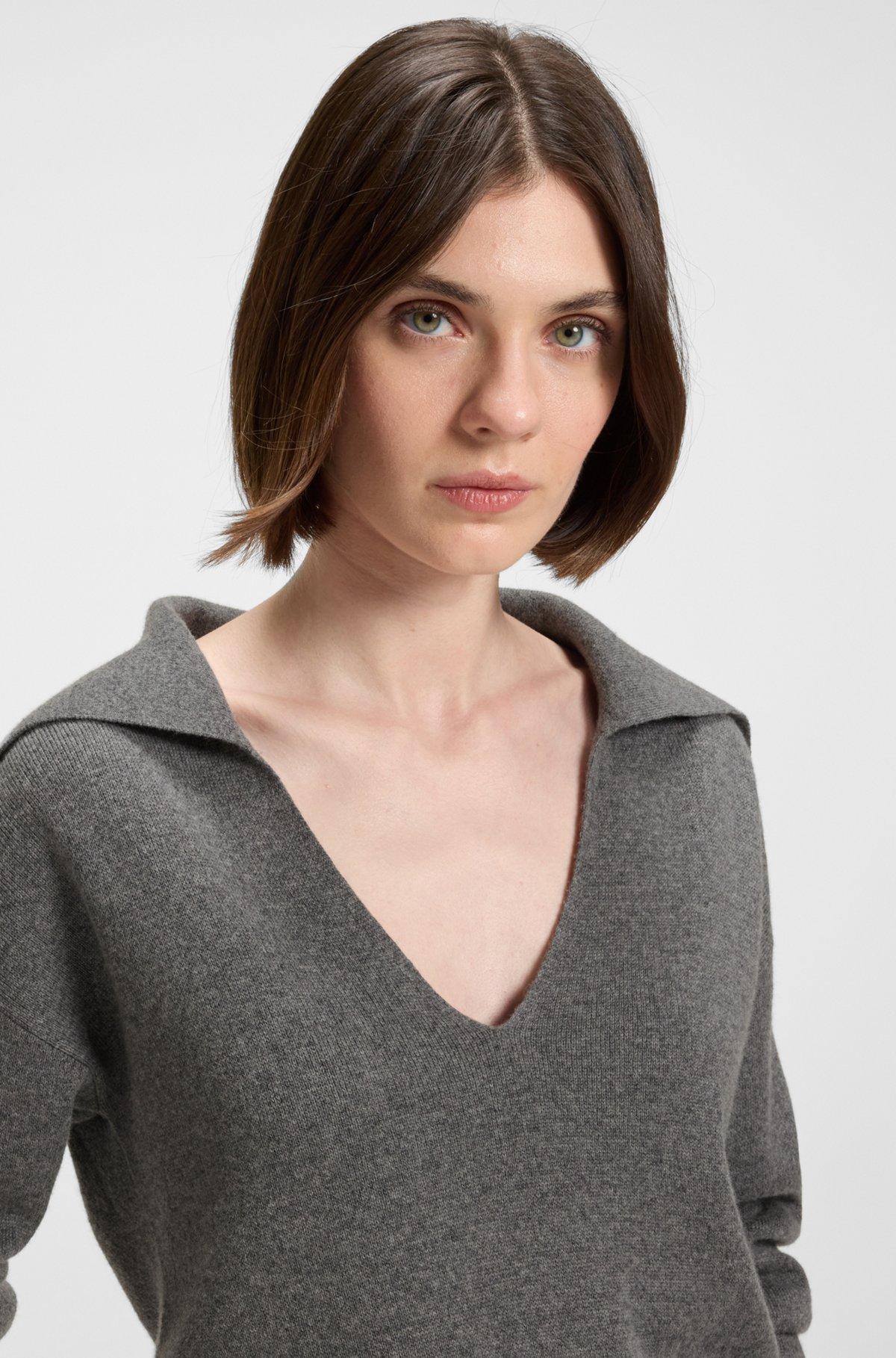 Collared sweater in wool and cashmere with lace inserts Product Image