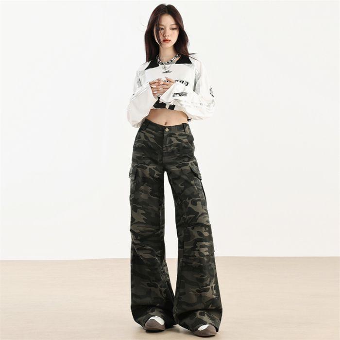 Mid Rise Camouflage Wide Leg Cargo Jeans (Various Designs) Product Image