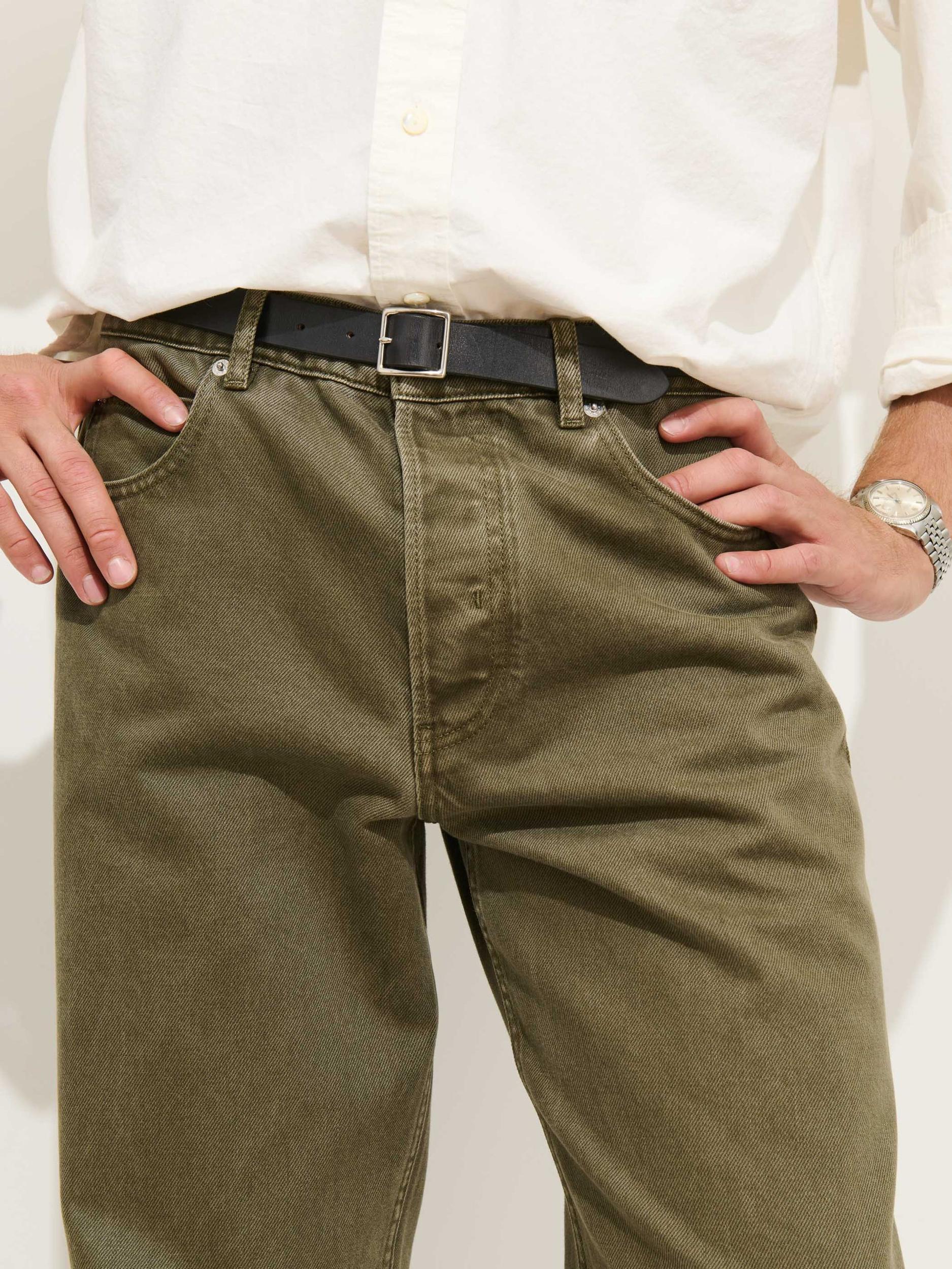 AM Relaxed Straight 5 Pocket Jean Product Image