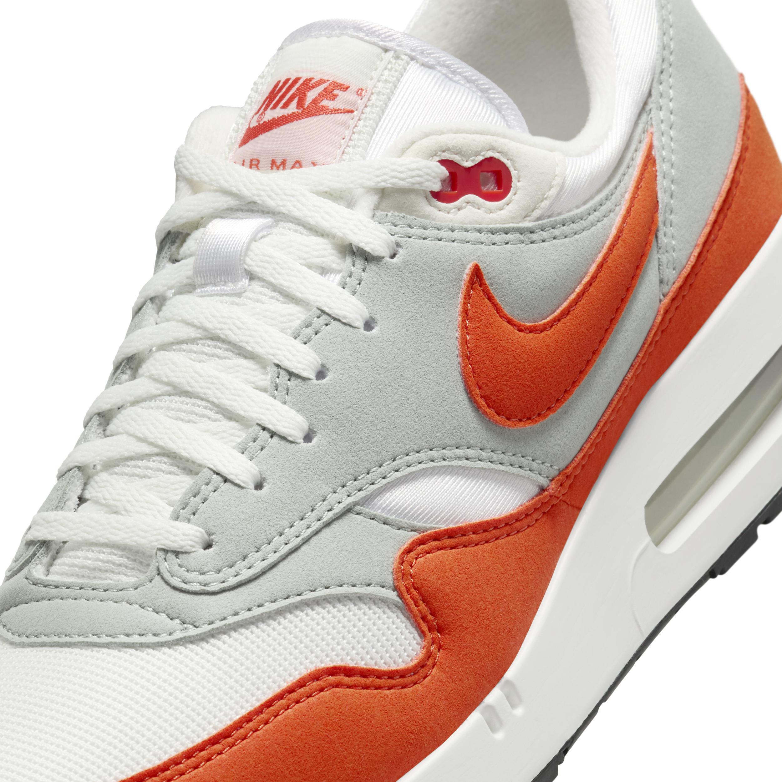 Nike Men's Air Max 1 '6 Premium Shoes Product Image