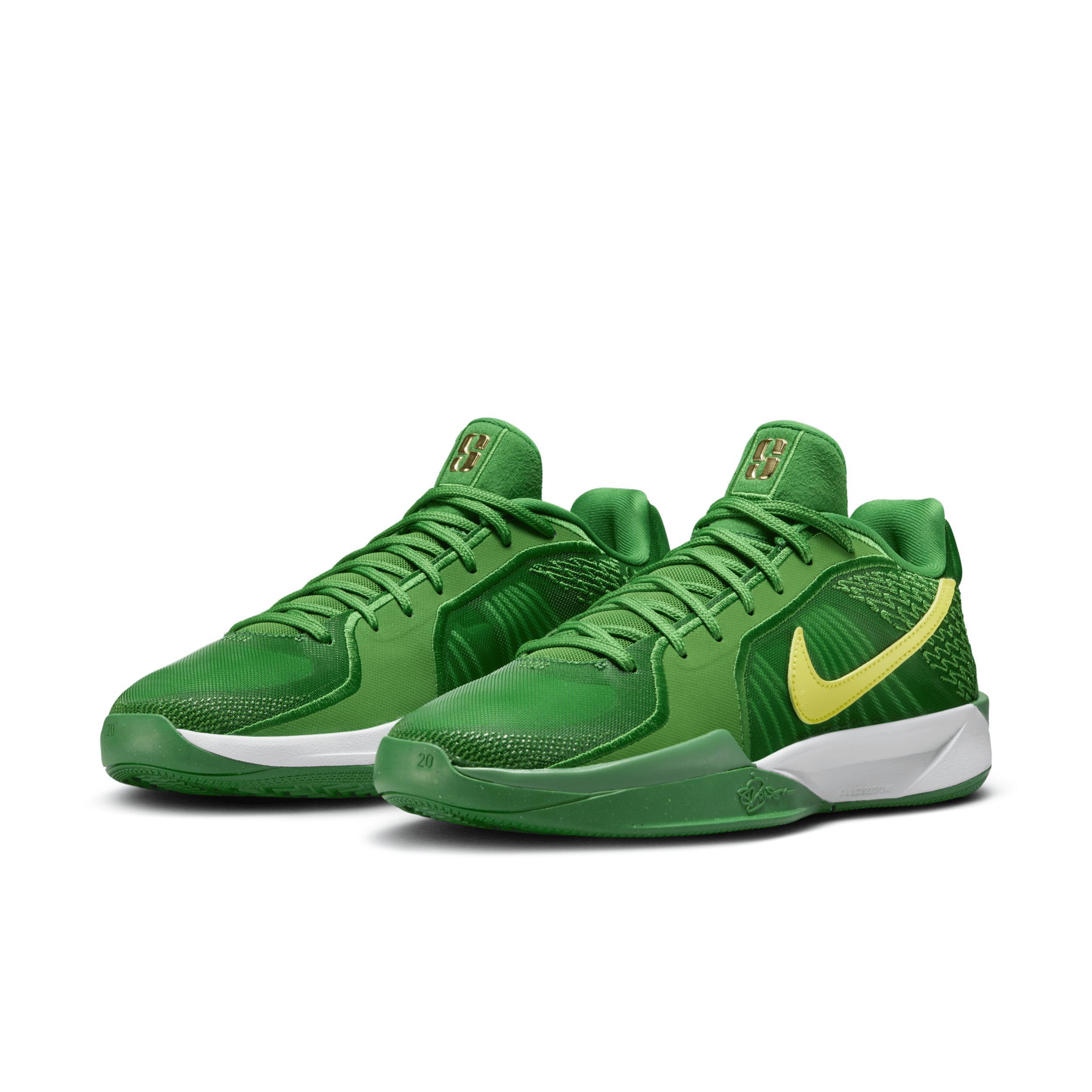 Nike Women's Sabrina 2 "Retroed" Basketball Shoes Product Image