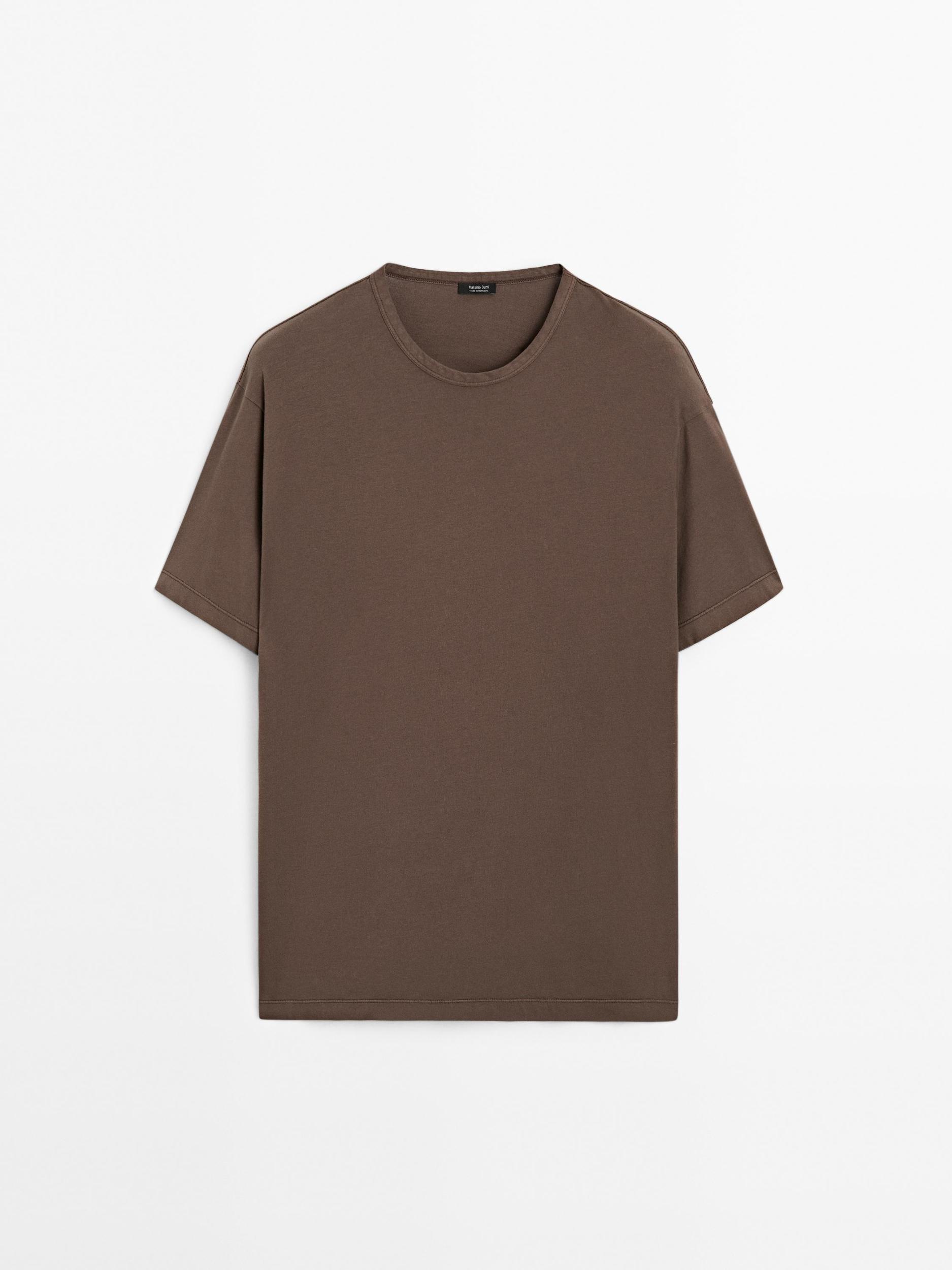 Distressed-effect short sleeve T-shirt Product Image
