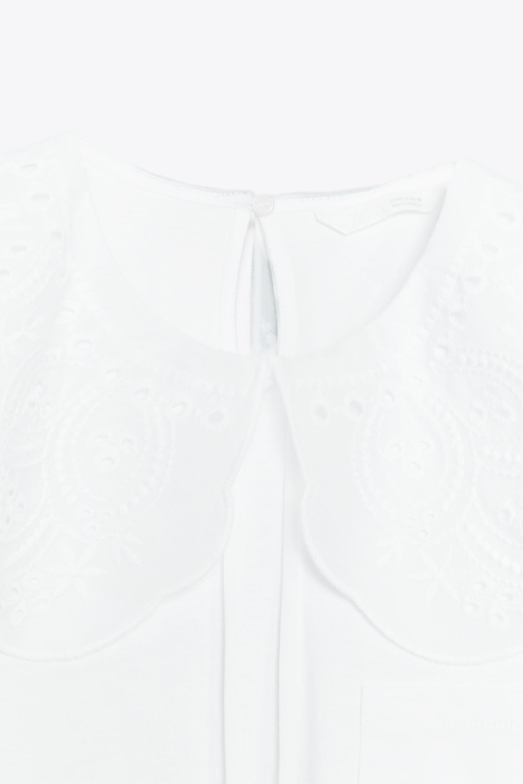 EMBROIDERED PETER PAN COLLAR T-SHIRT Product Image