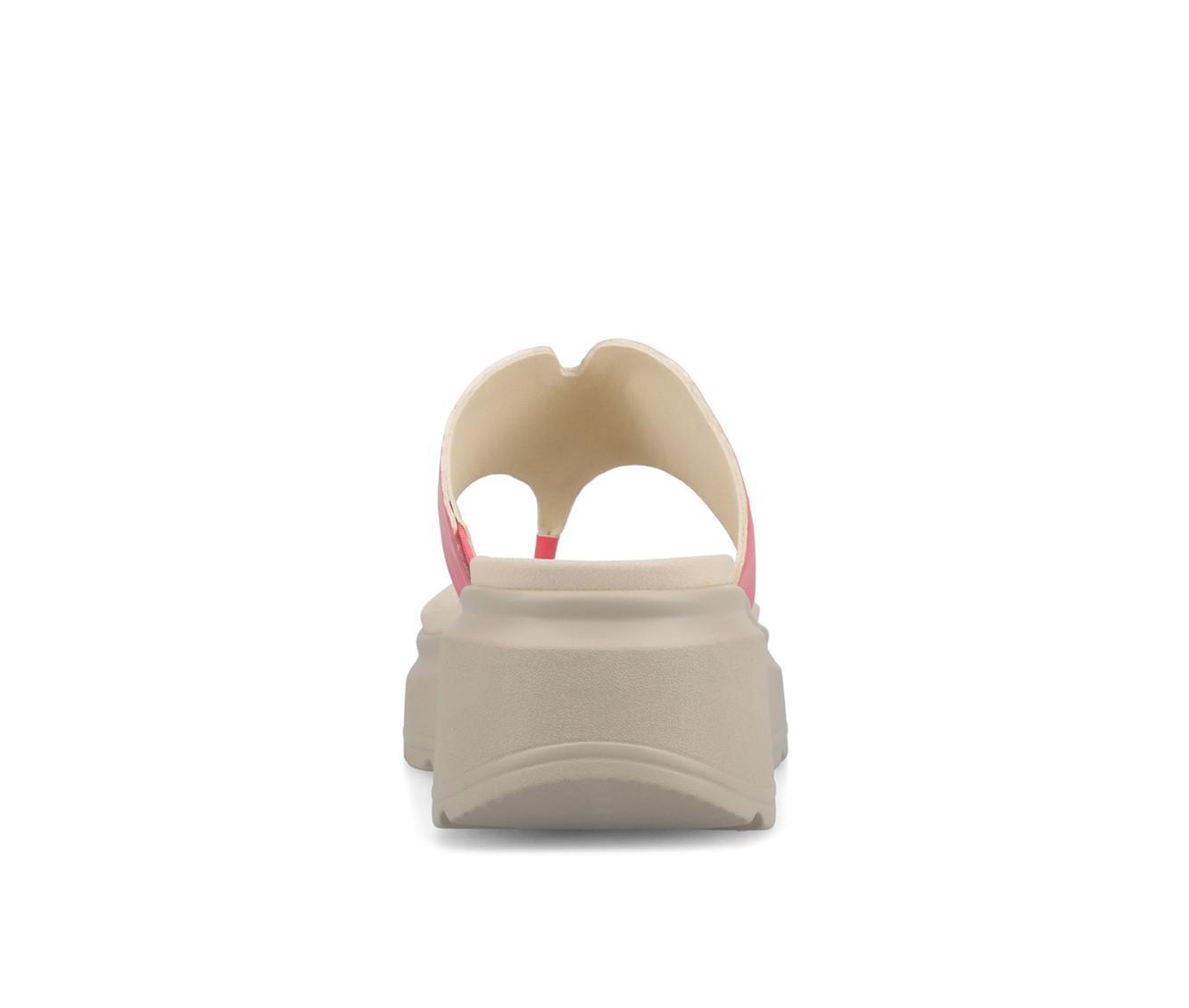 Women's Journee Collection Carah Platform Flip-Flops Product Image