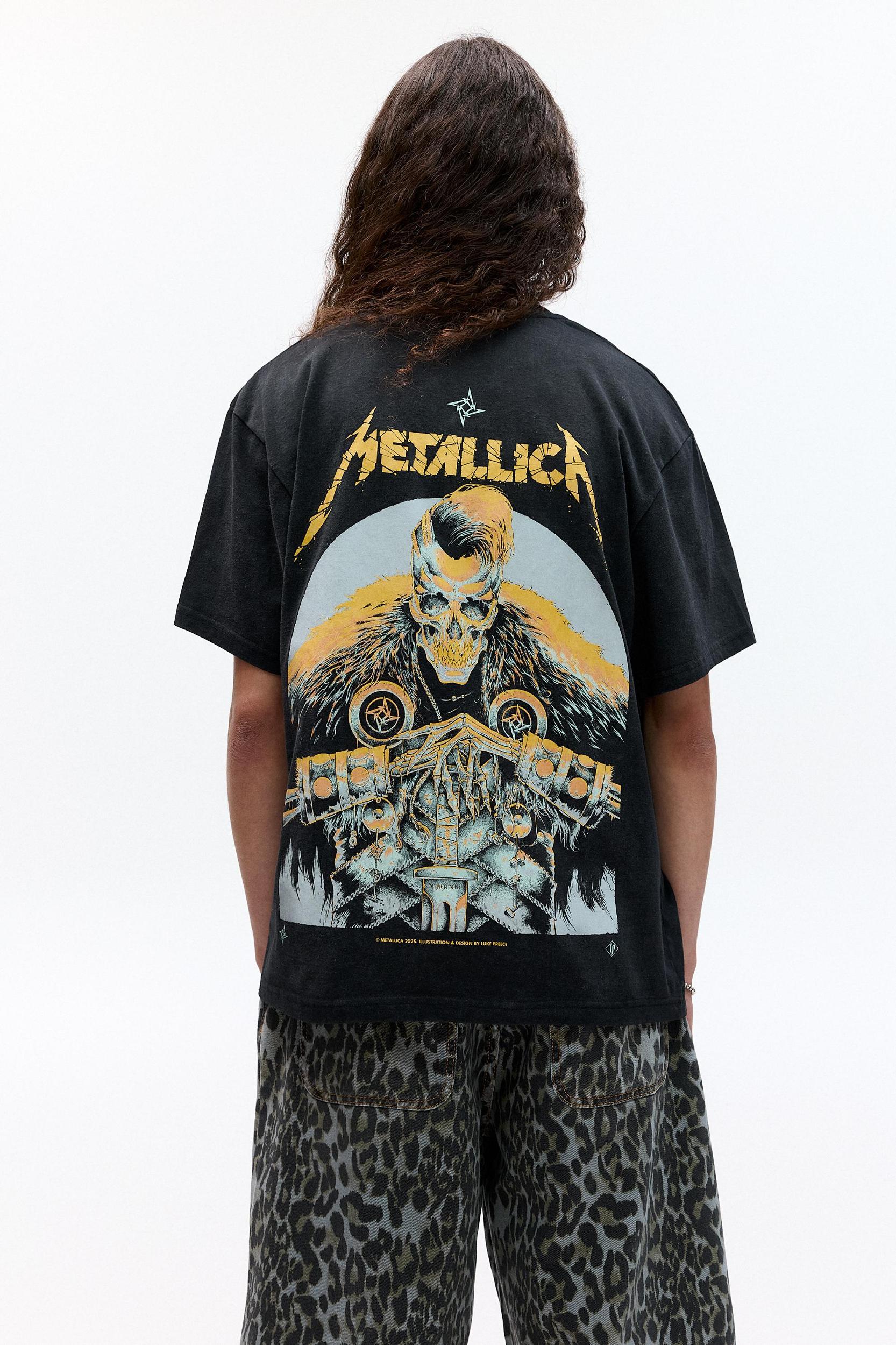 Black Metallica T-shirt Product Image
