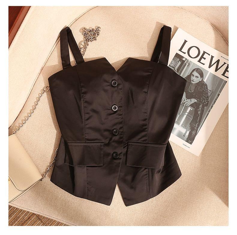 Sleeveless V-Neck Plain Button Down Cropped Vest Product Image