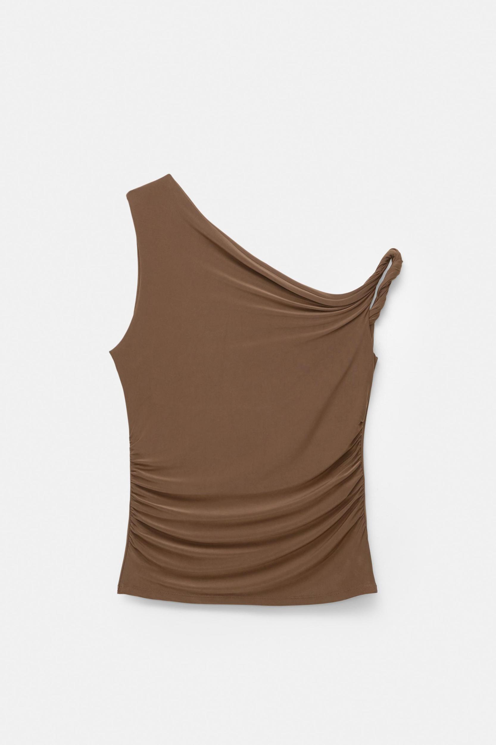 Asymmetric top Product Image