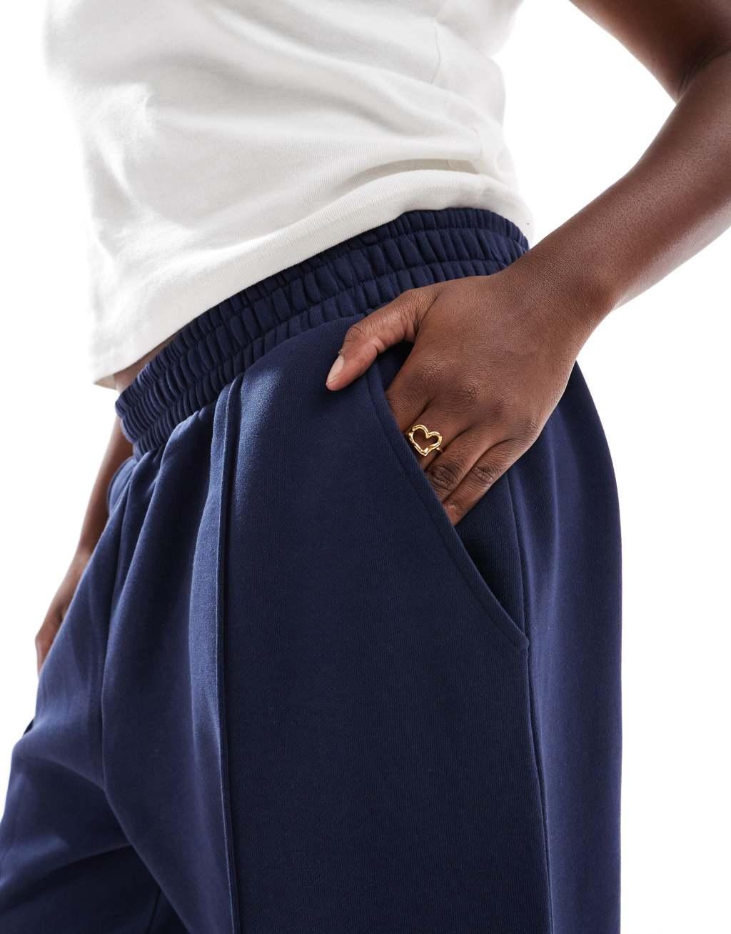 ASOS DESIGN Curve heavy weight straight leg sweatpants with pintuck in navy Product Image