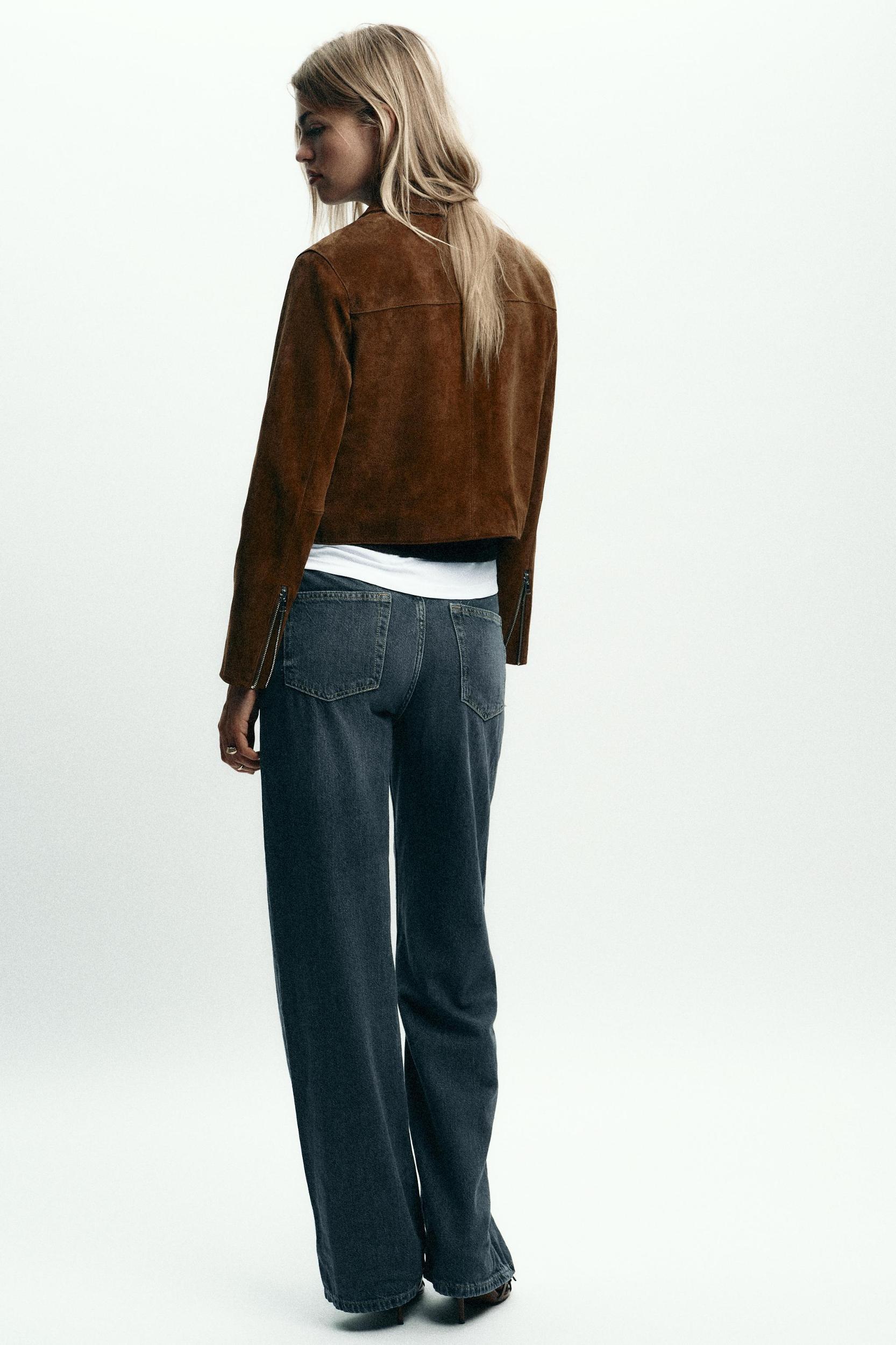 100% LEATHER SHORT JACKET Product Image