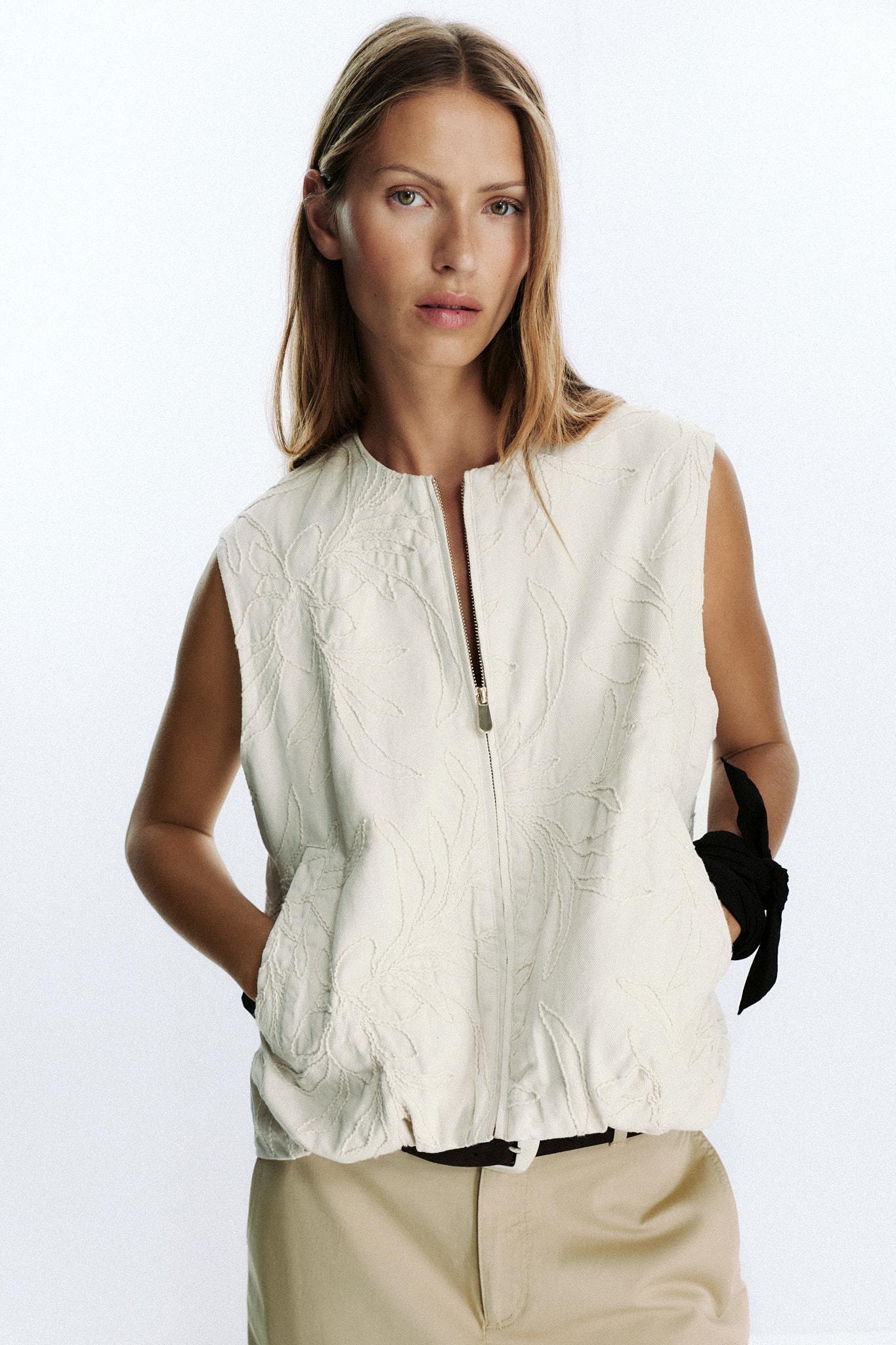 EMBROIDERED VEST Product Image