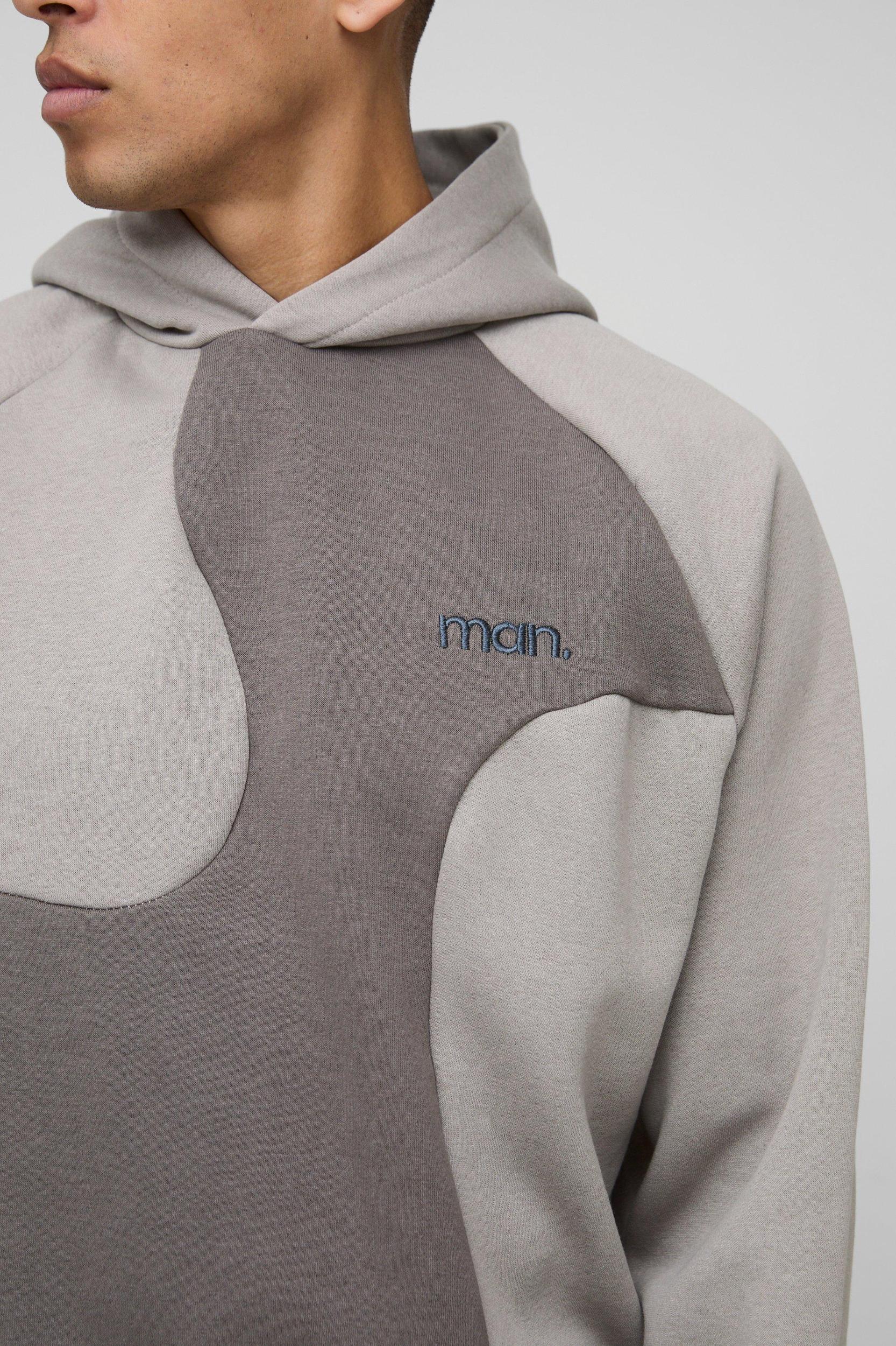 Oversized Man Curved Colour Block Hoodie | boohooMAN USA Product Image