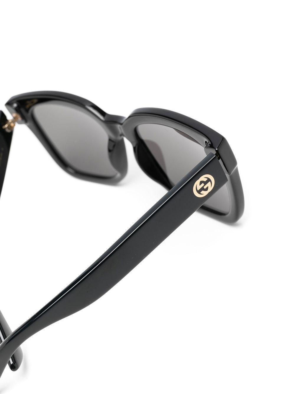 oversize-frame sunglasses Product Image
