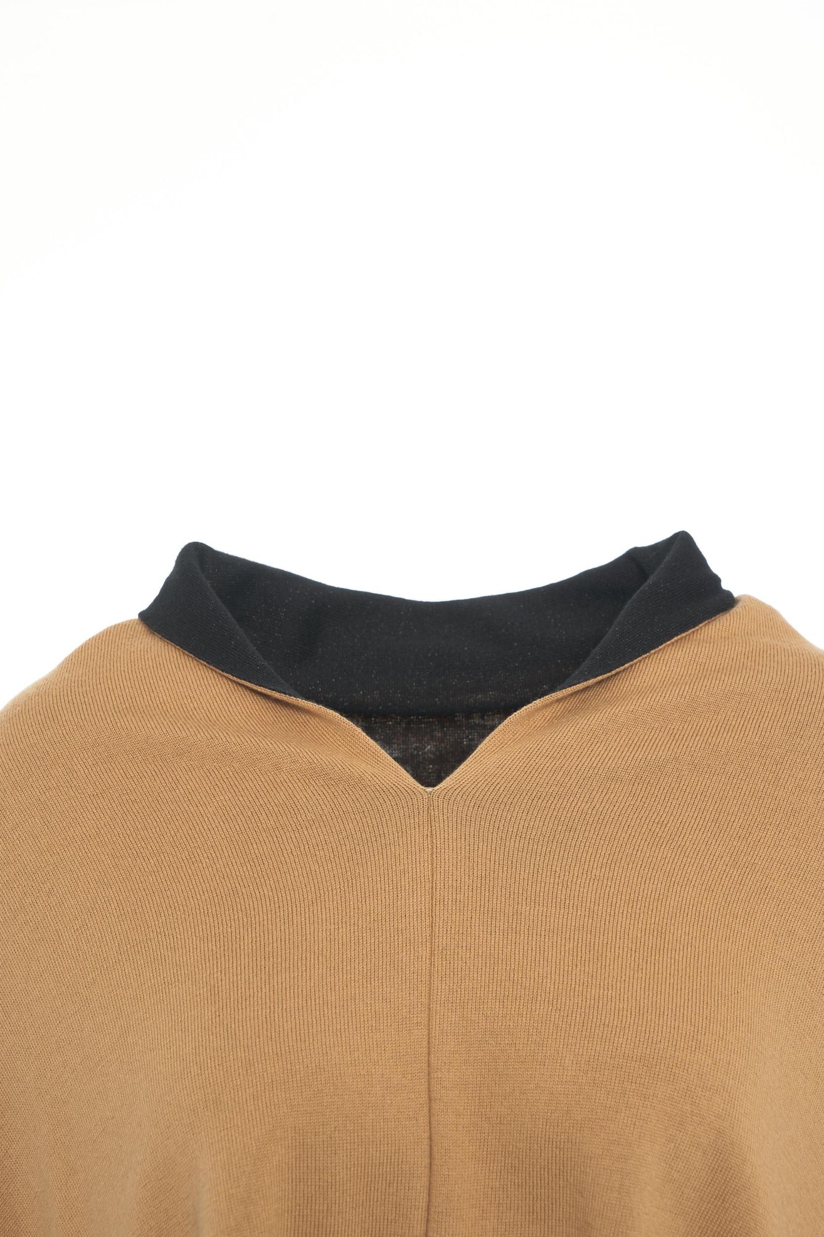 Cape with logo details Product Image