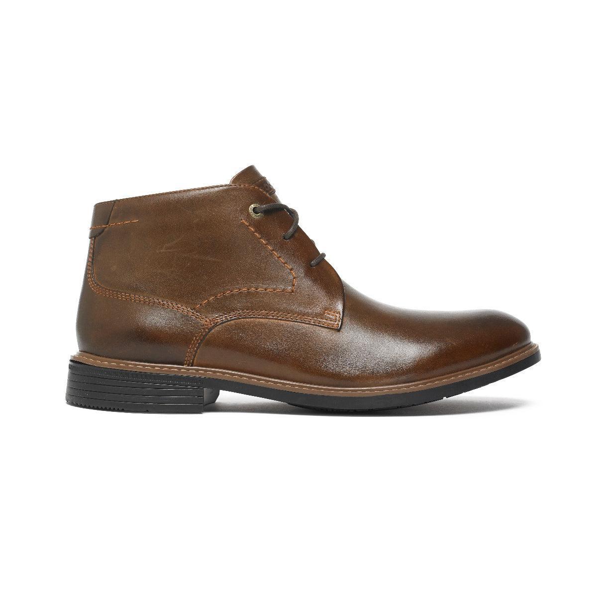 Men's Classic Break Chukka Boot Male Product Image