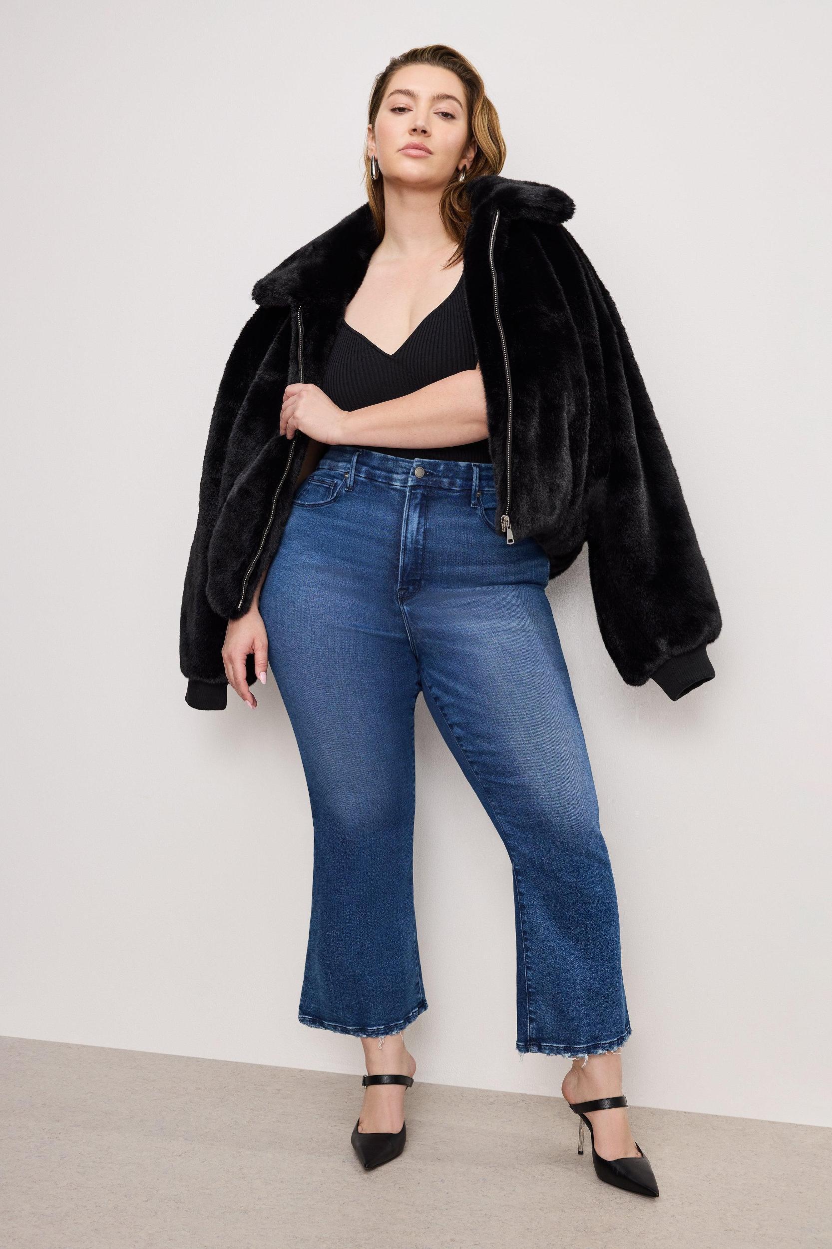 SOFT-TECH GOOD LEGS CROPPED MINI BOOT JEANS | INDIGO891 Product Image