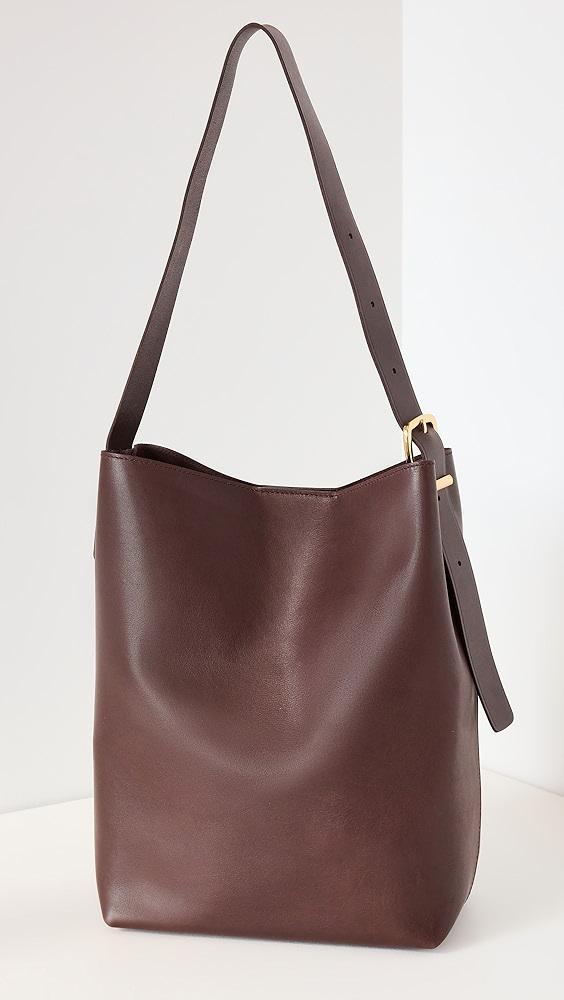 Madewell The Essential Bucket Tote in Leather | Shopbop Product Image