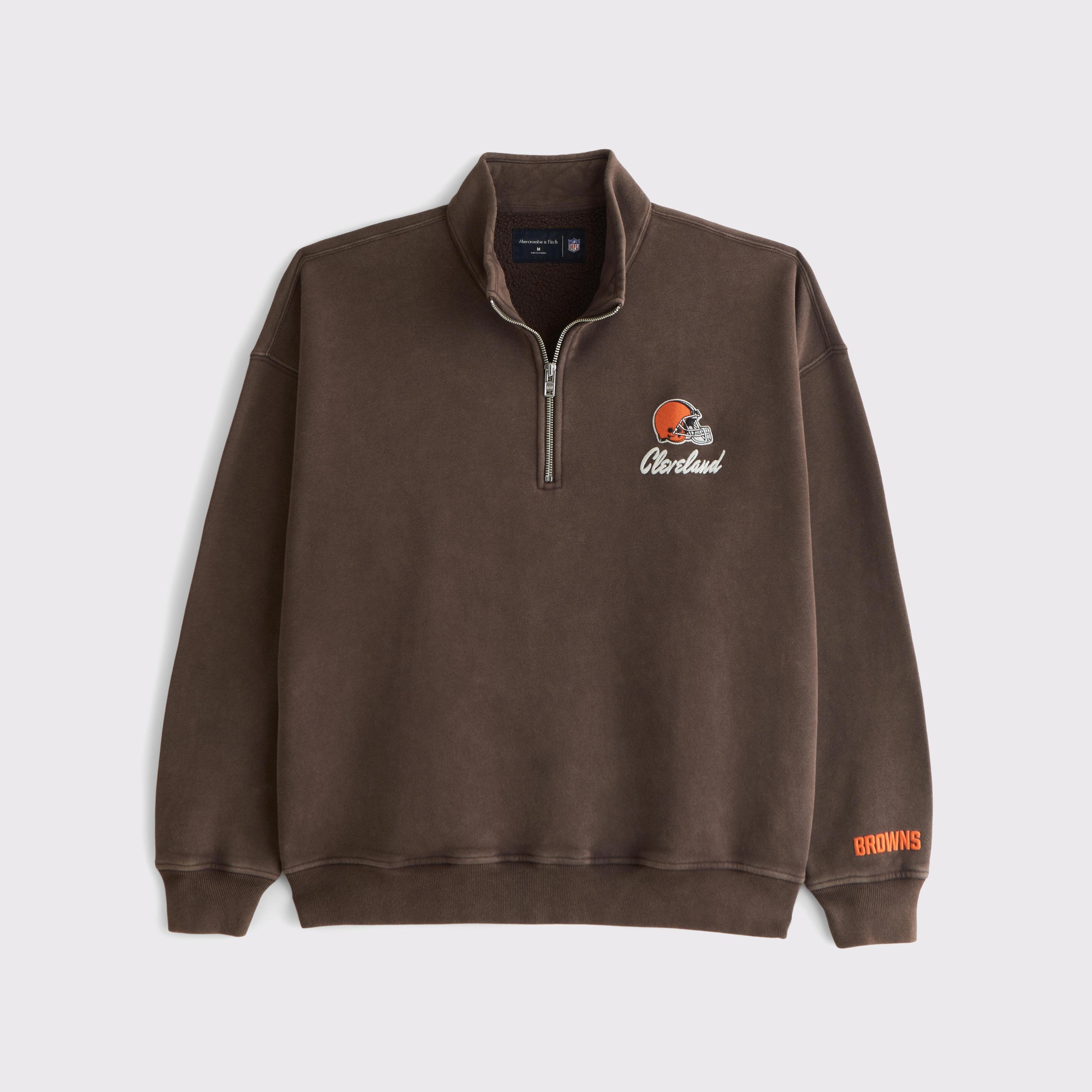 Chicago Bears Half-Zip Sweatshirt Product Image