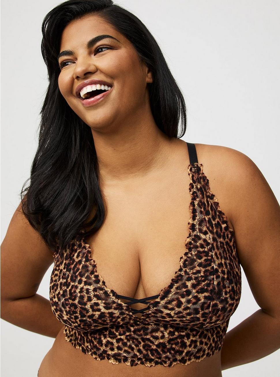 Lightly Lined Lace Bralette Product Image