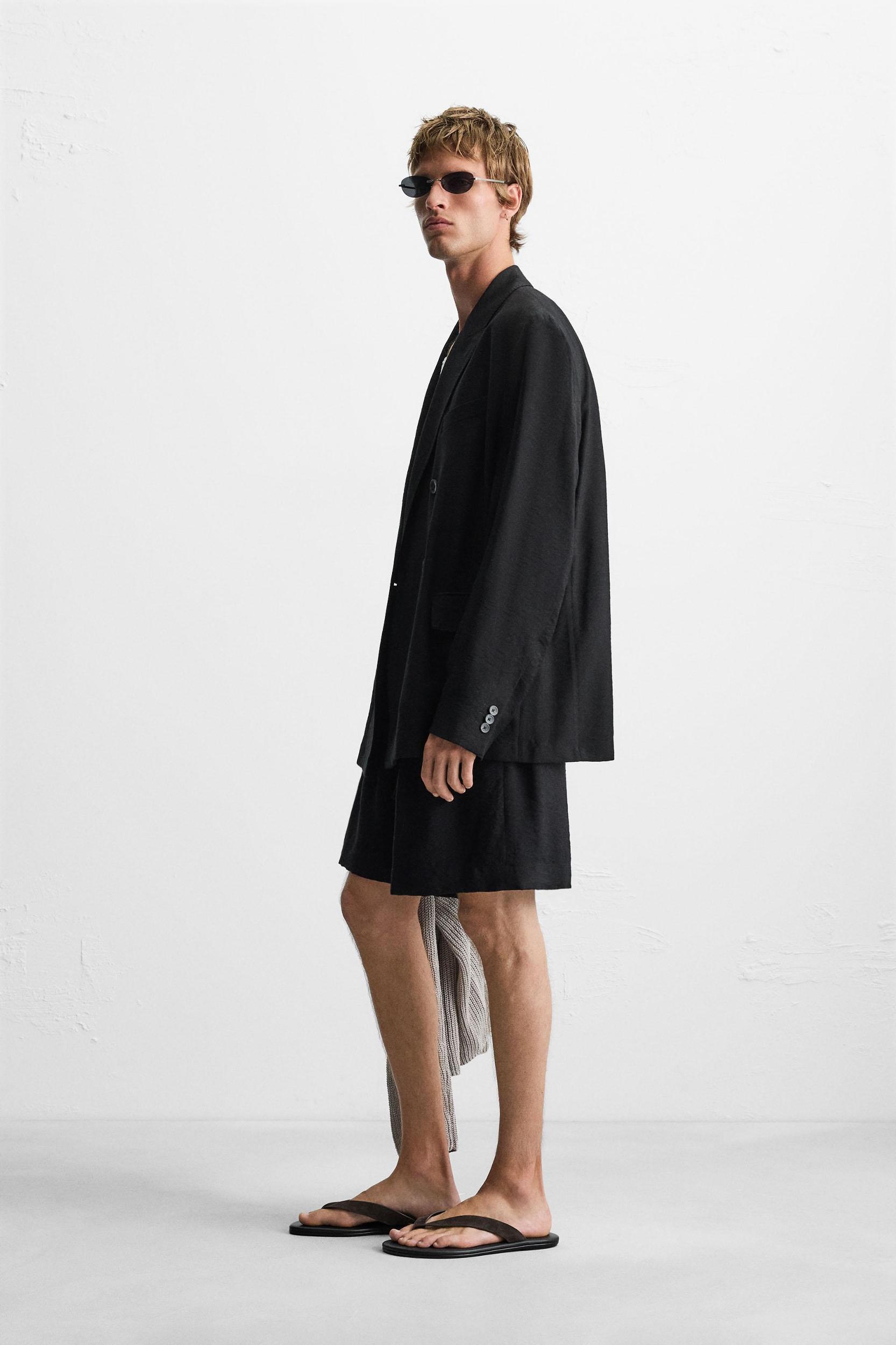 RELAXED FIT FLUID BLAZER Product Image