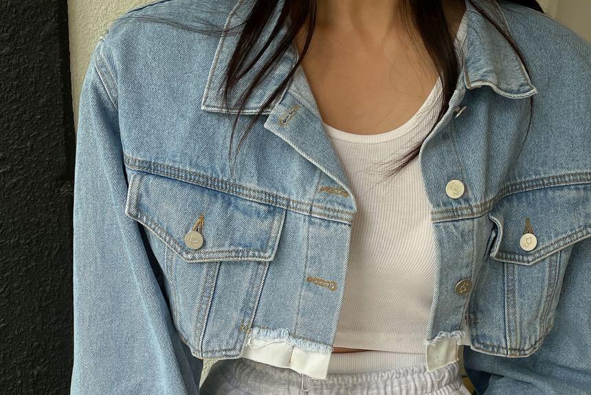 Collared Button-Up Denim Crop Jacket Product Image