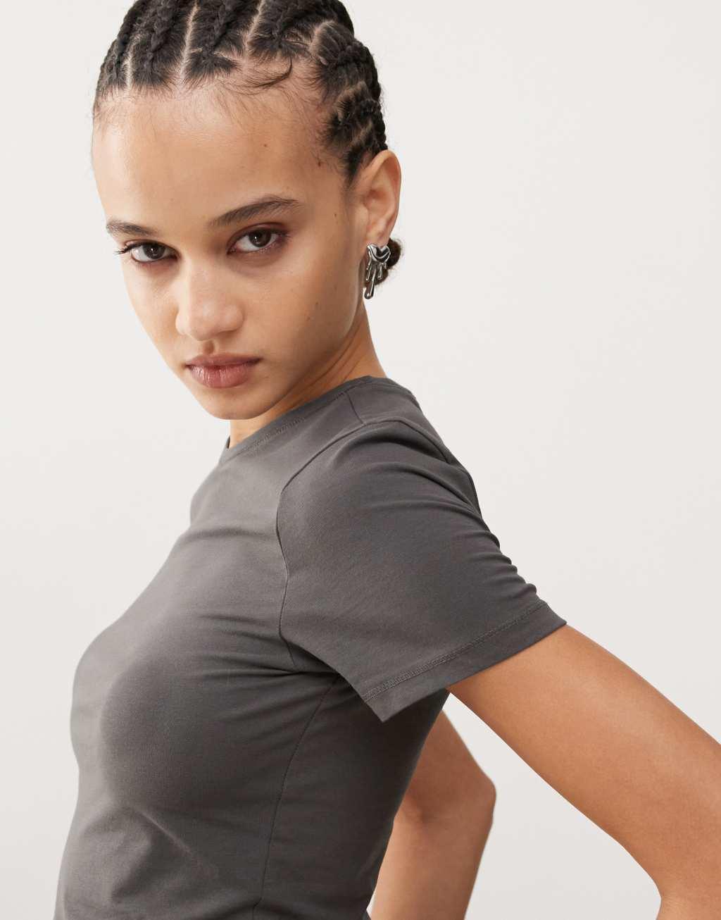 Weekday slim fit T-shirt in charcoal exclusive to ASOS Product Image