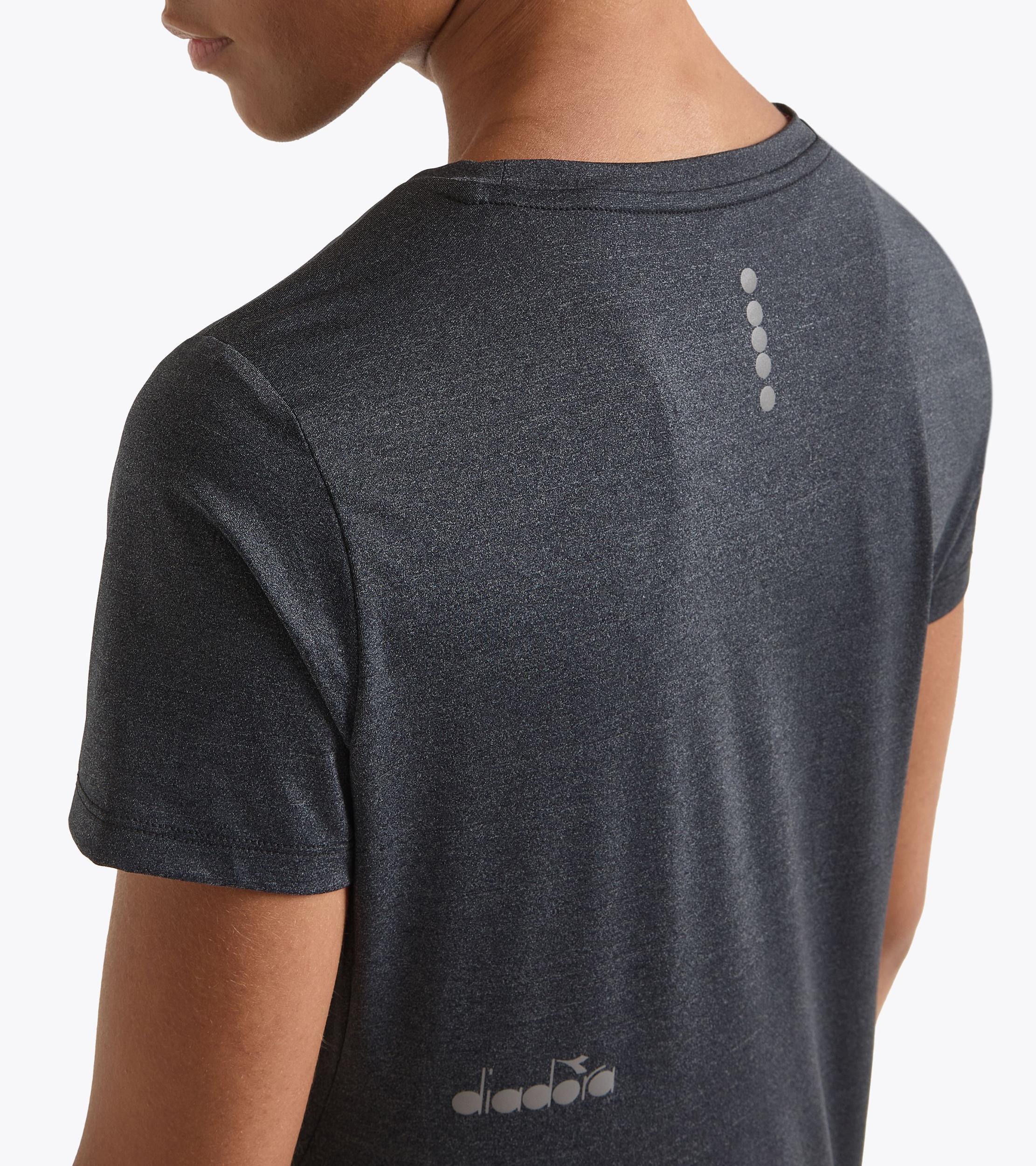 L. SS T-SHIRT TECH RUN CREW Product Image