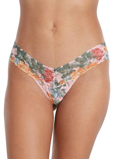 Signature Lace Low Rise Printed Thong Product Image