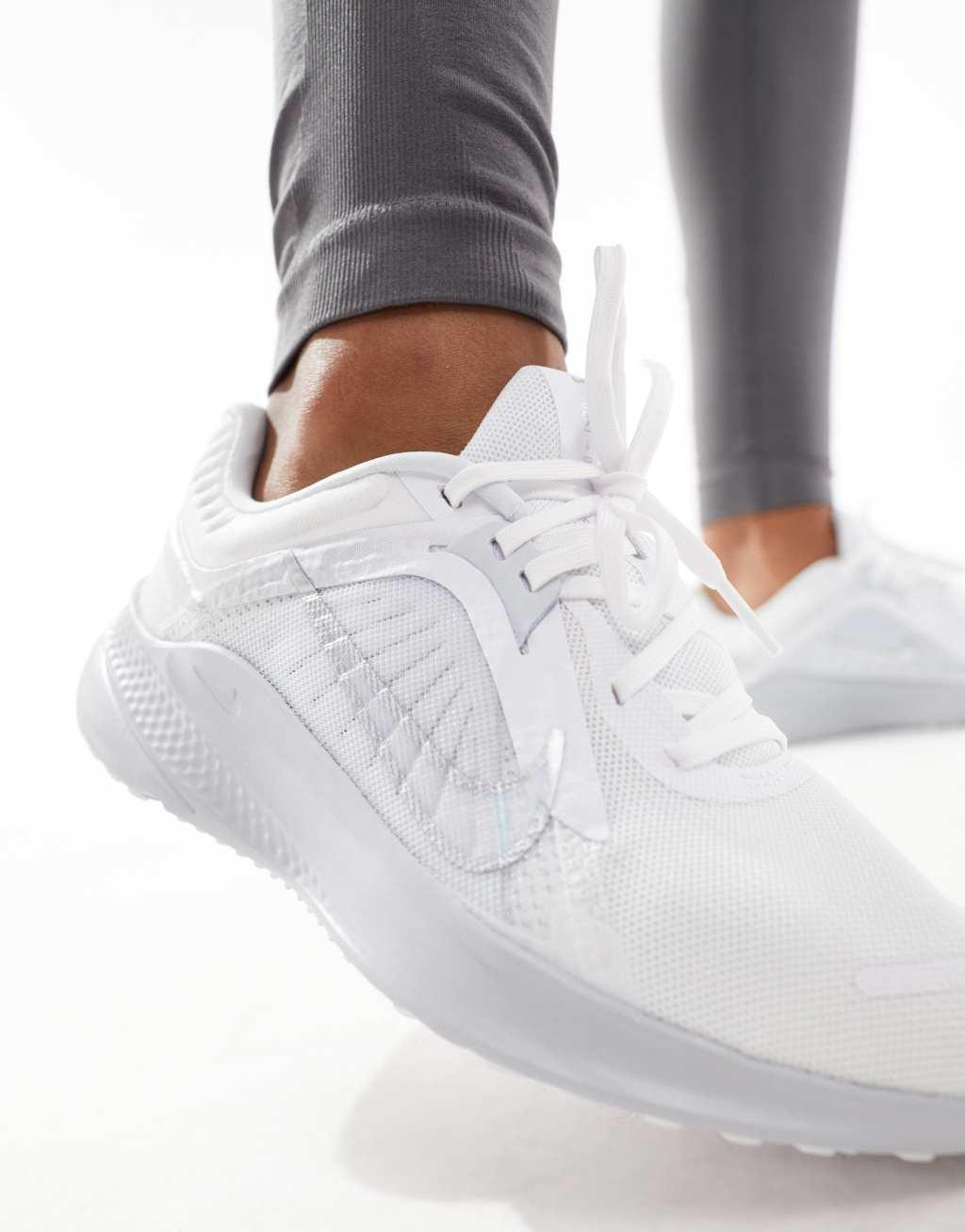 Nike Quest 5 sneakers Product Image