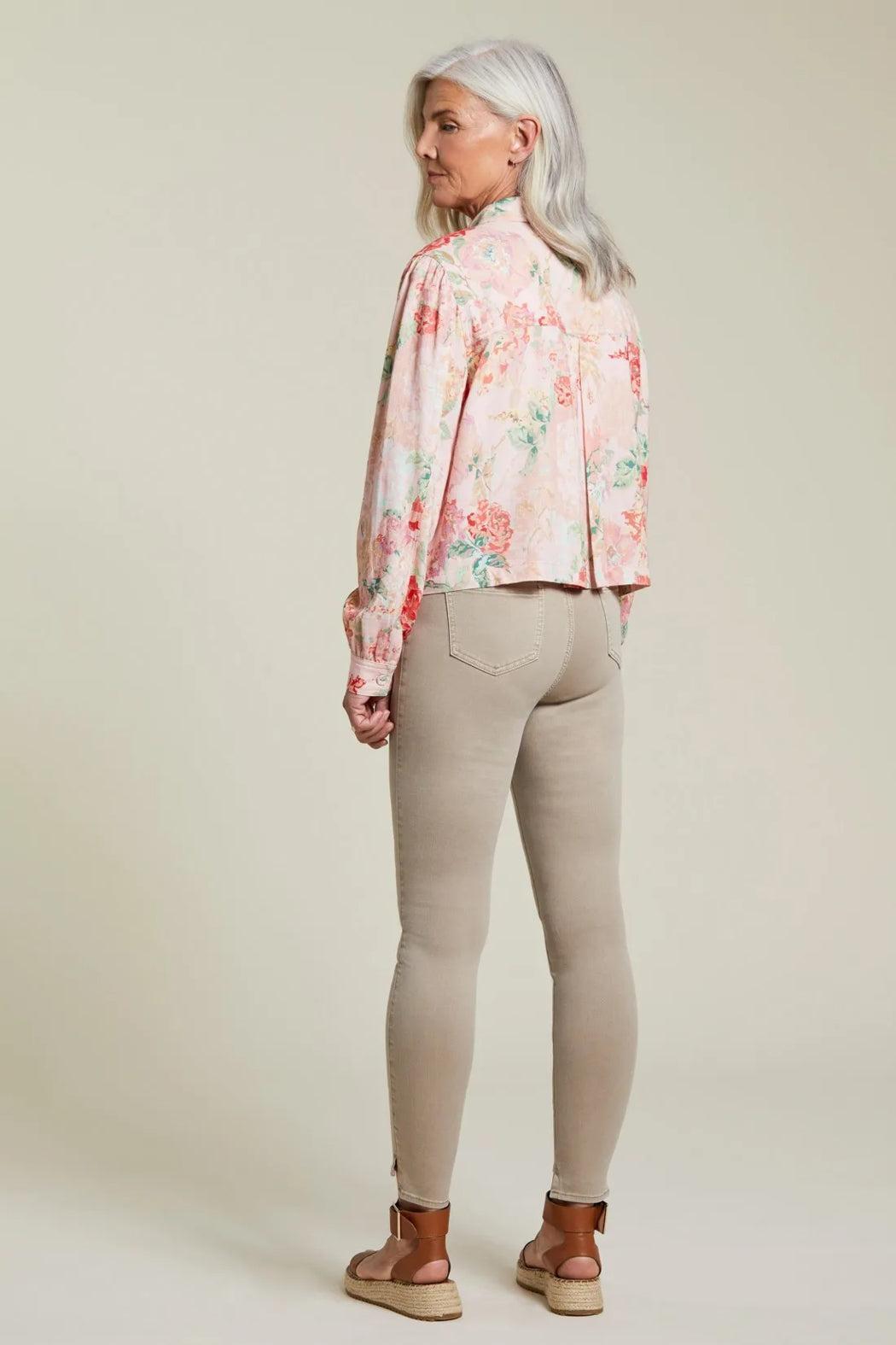 PULL-ON STRETCH COMFORT DENIM SKINNY PANT Product Image