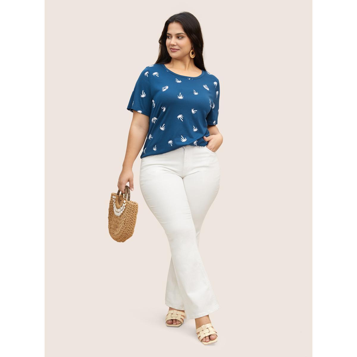 Plus Size Coconut Tree Print Round Neck T-shirt Indigo Women Resort Contrast Natural Flowers Round Neck Vacation T-shirts BloomChic 22-24/3X Product Image