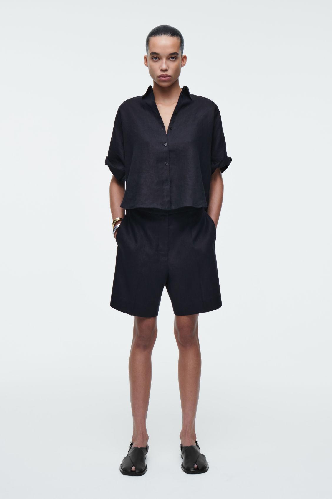 TAILORED ELASTICATED LINEN SHORTS Product Image