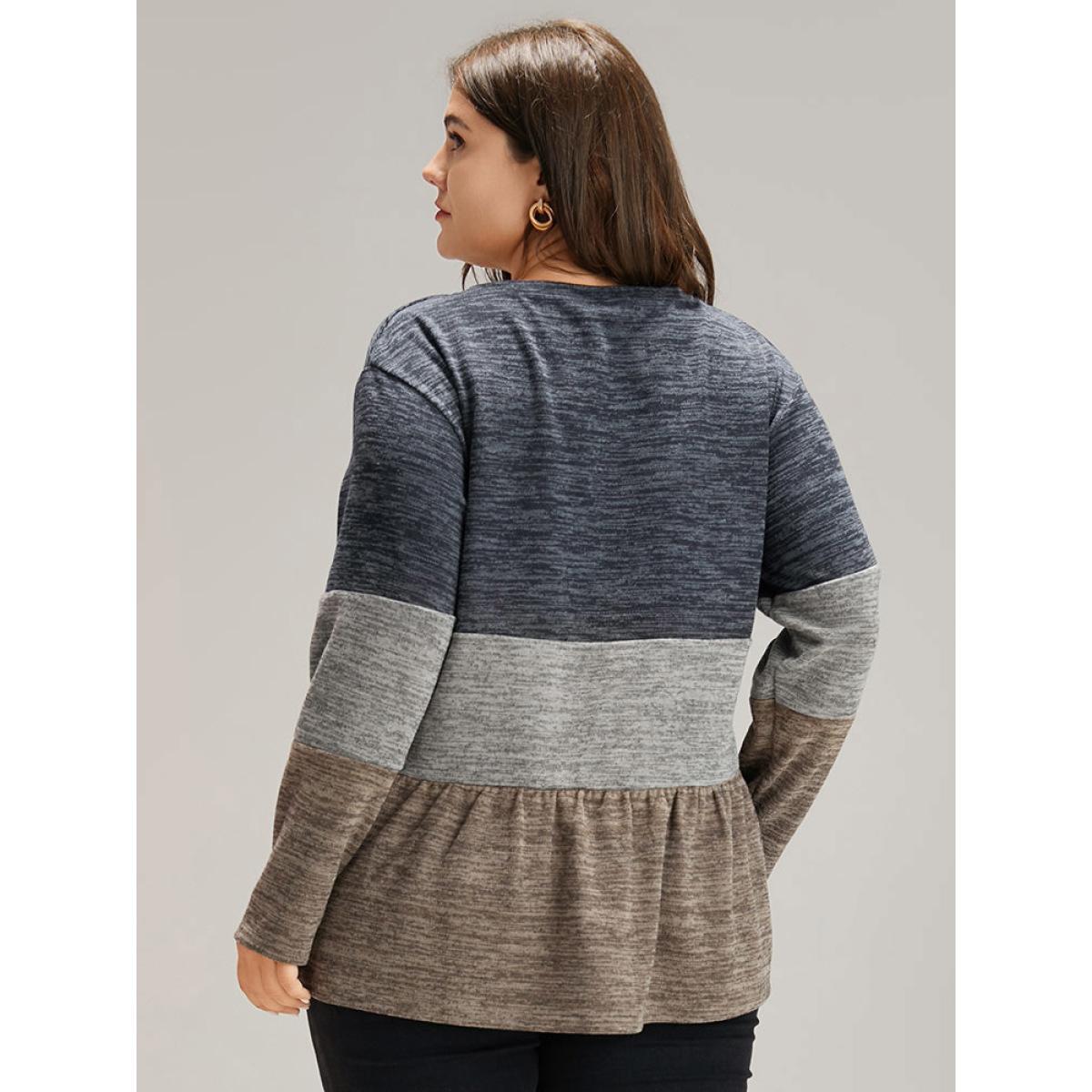 Plus Size Contrast Patchwork Gathered T-shirt Multicolor Women Casual Gathered Plain Round Neck Dailywear T-shirts BloomChic 14-16/1X Product Image