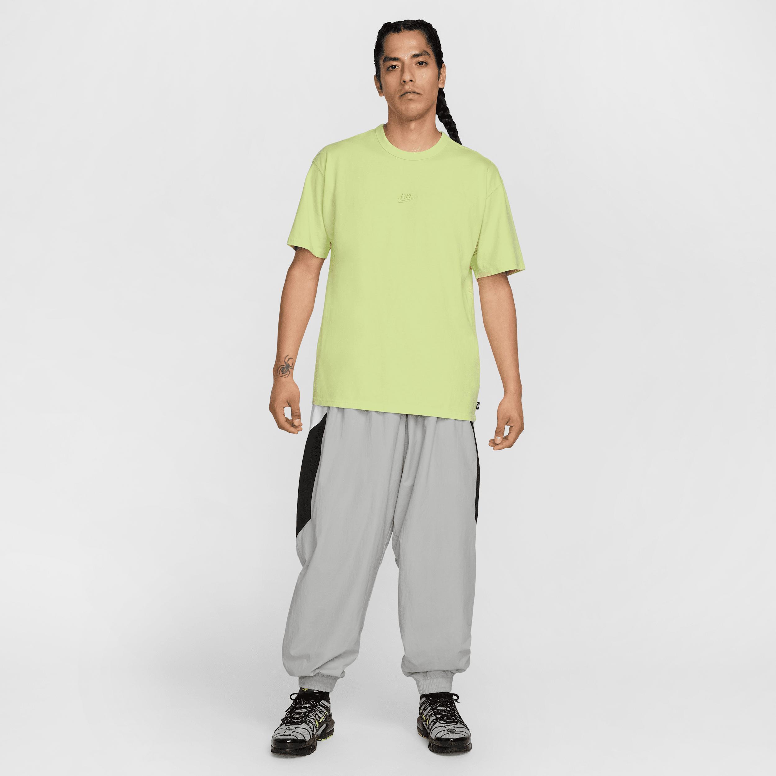 Men's Nike Sportswear Premium Essentials Max90 T-Shirt Product Image
