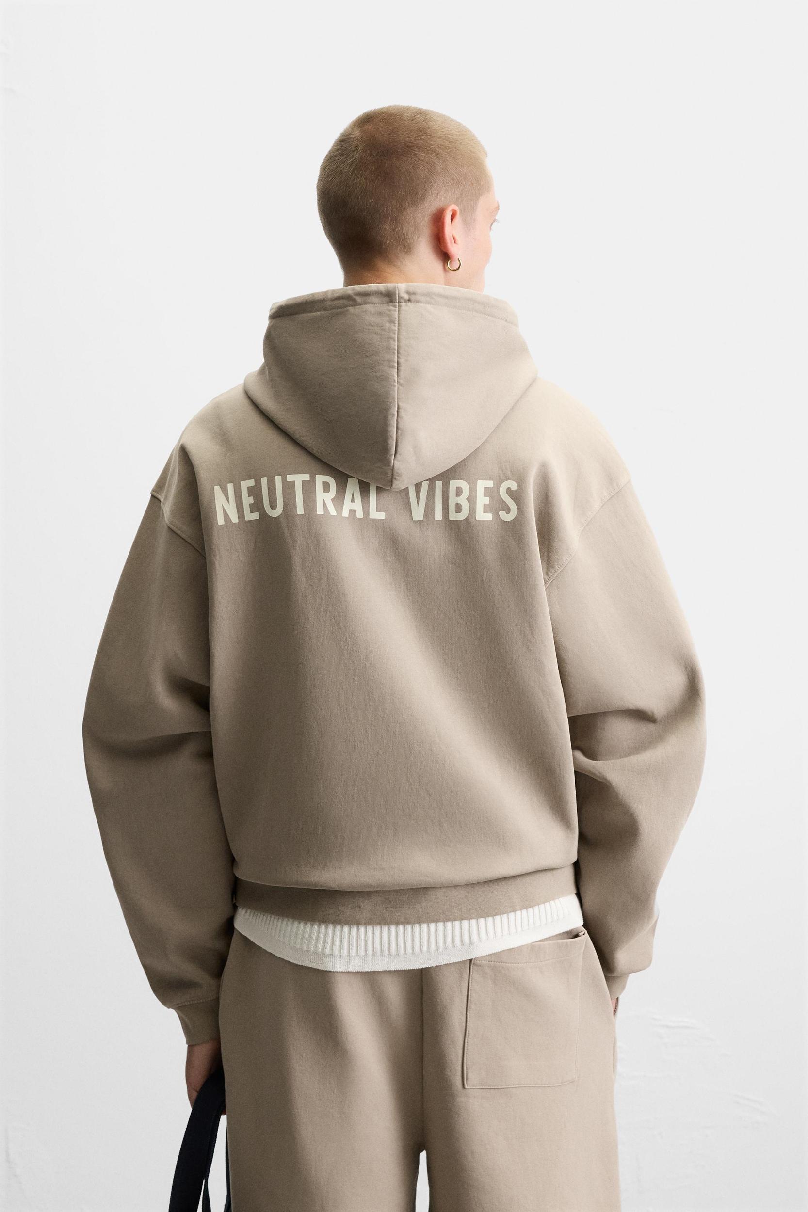 TEXT HOODED SWEATSHIRT Product Image