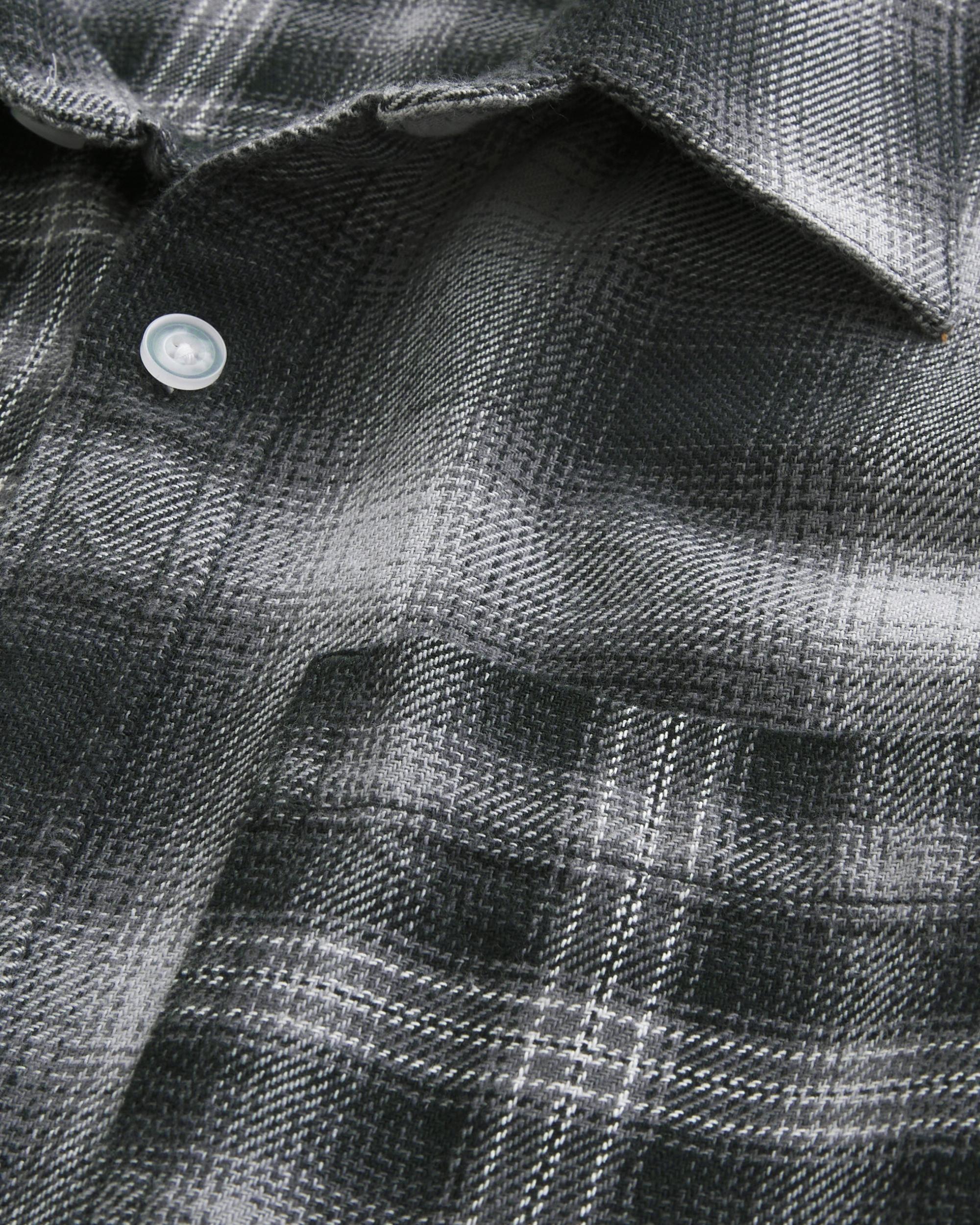 Long-Sleeve Flannel Shirt Product Image