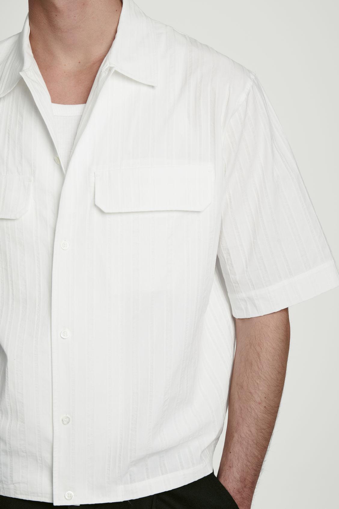 RELAXED FLAP-POCKET UTILITY SHIRT Product Image