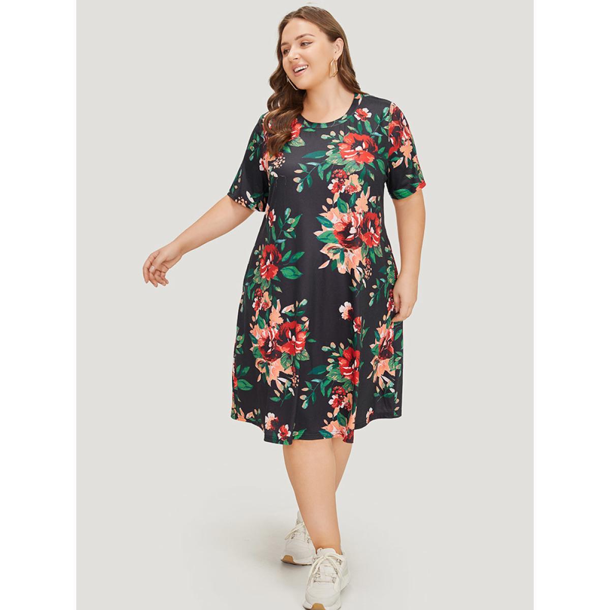 Plus Size Floral Print Pocket Midi Dress Black Women Casual Pocket Round Neck Short sleeve Curvy Midi Dress BloomChic 28/5X Product Image